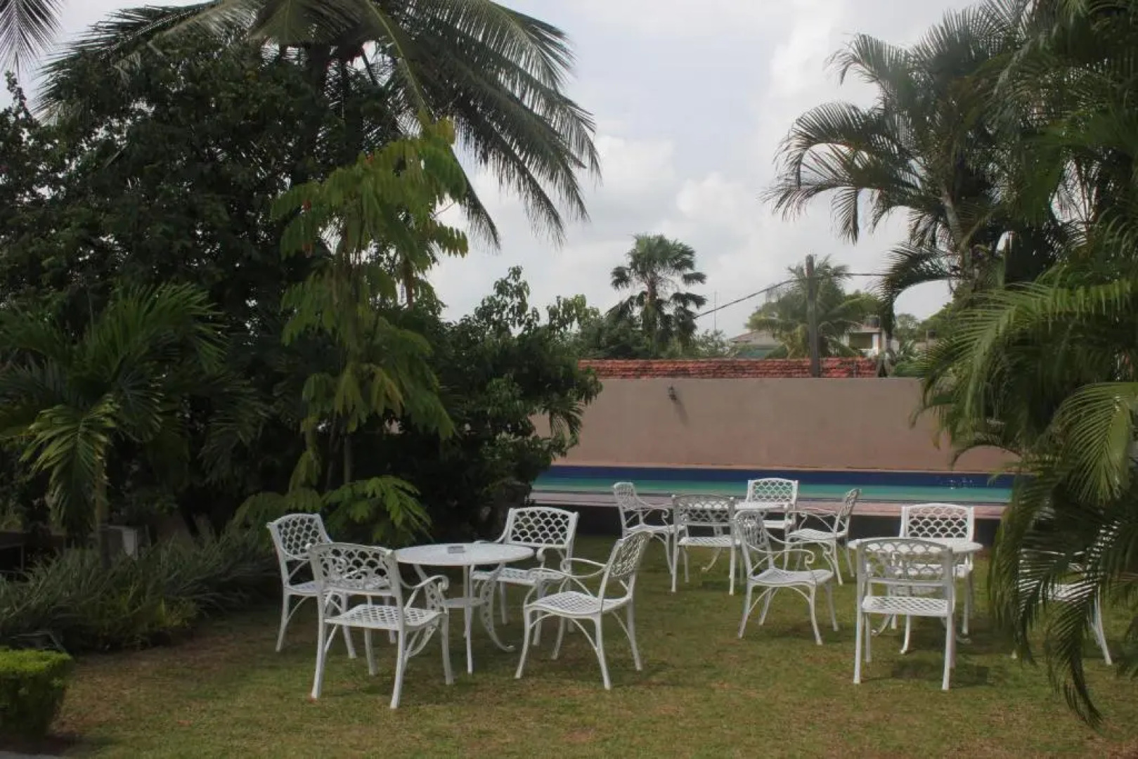 Grand 7 Hotel - Thalawathugoda