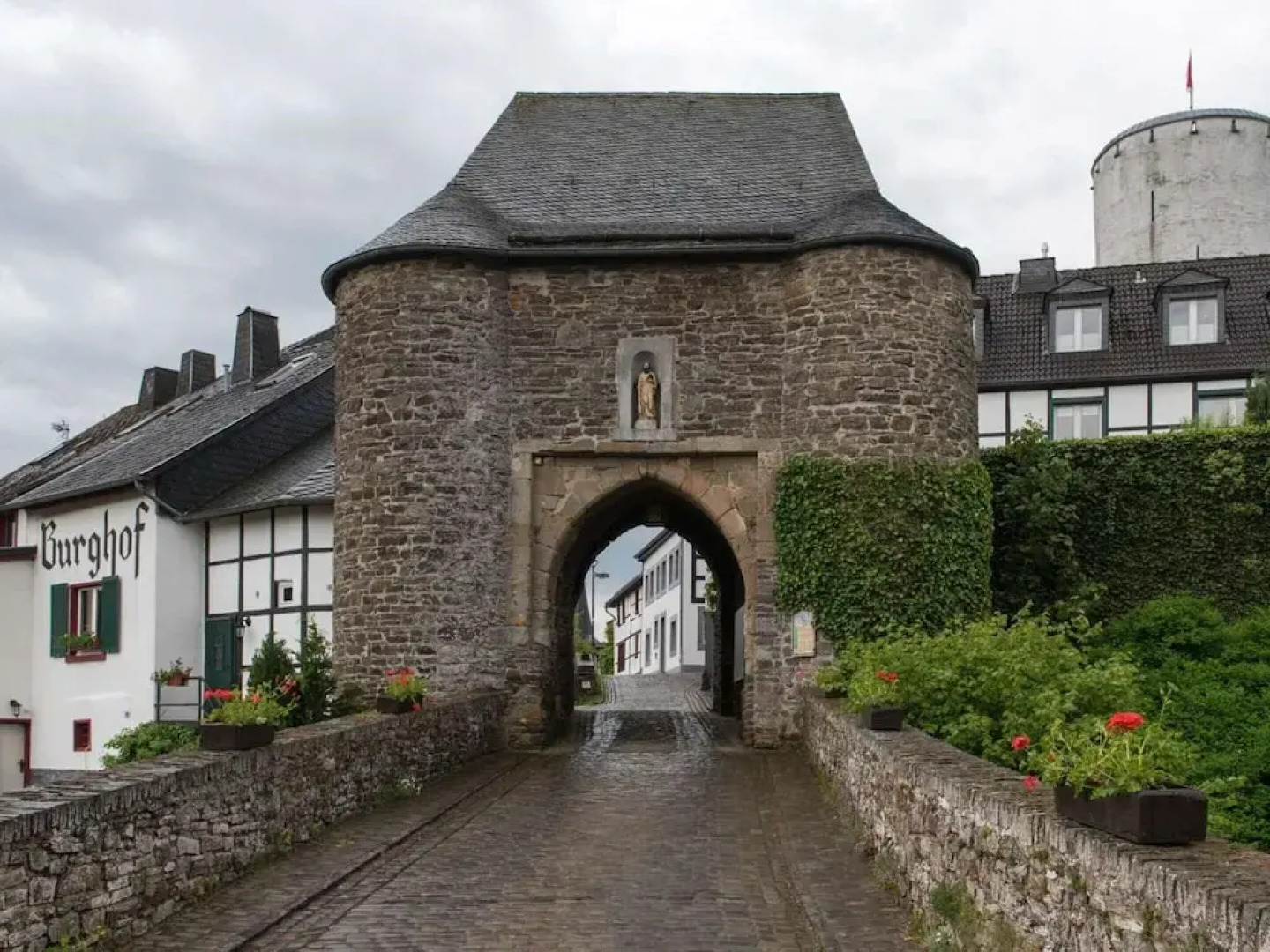 Romantic Hideaway in Hellenthal