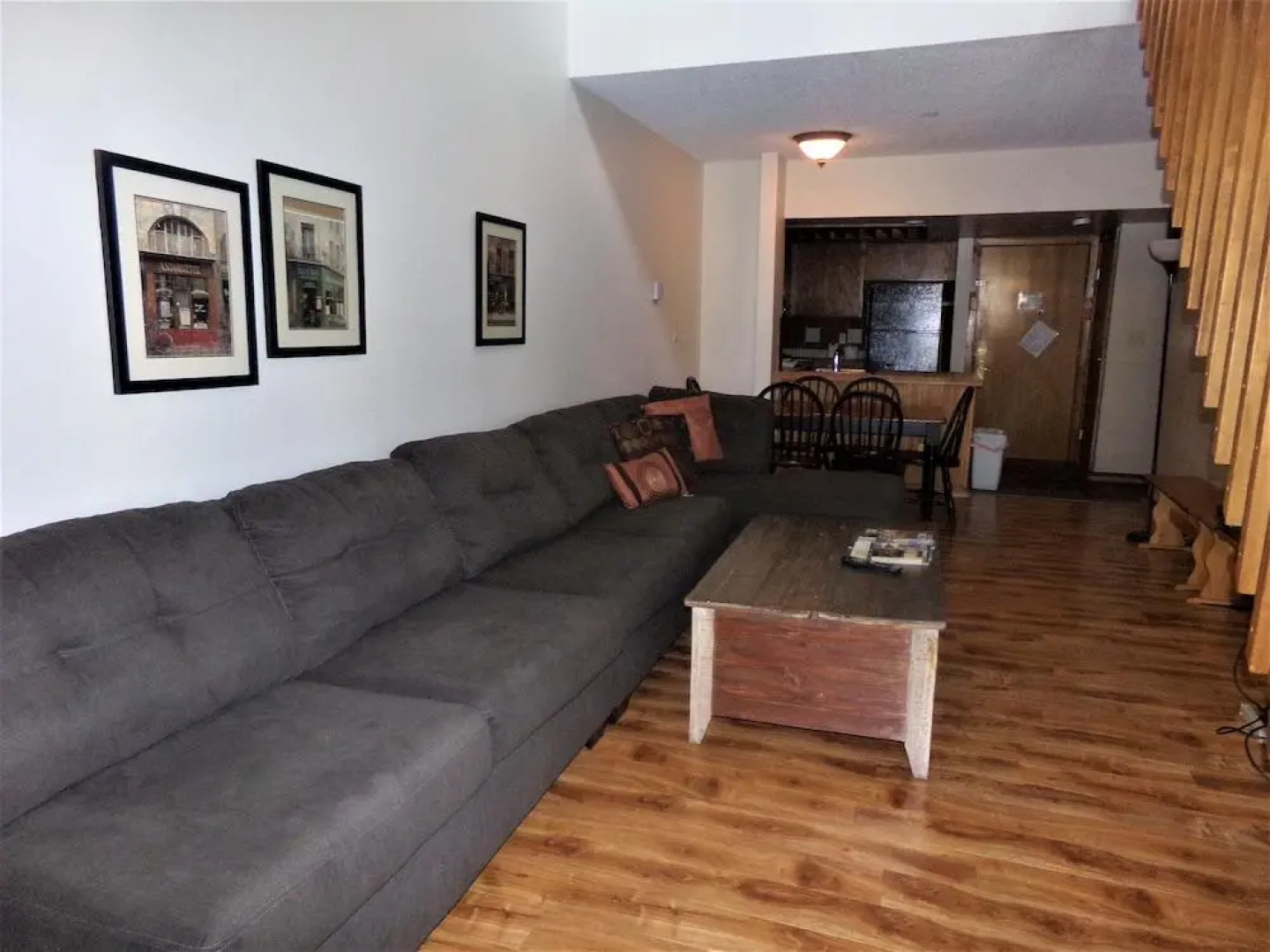 Anaconda 4 Bed 4 Bath by RedAwning