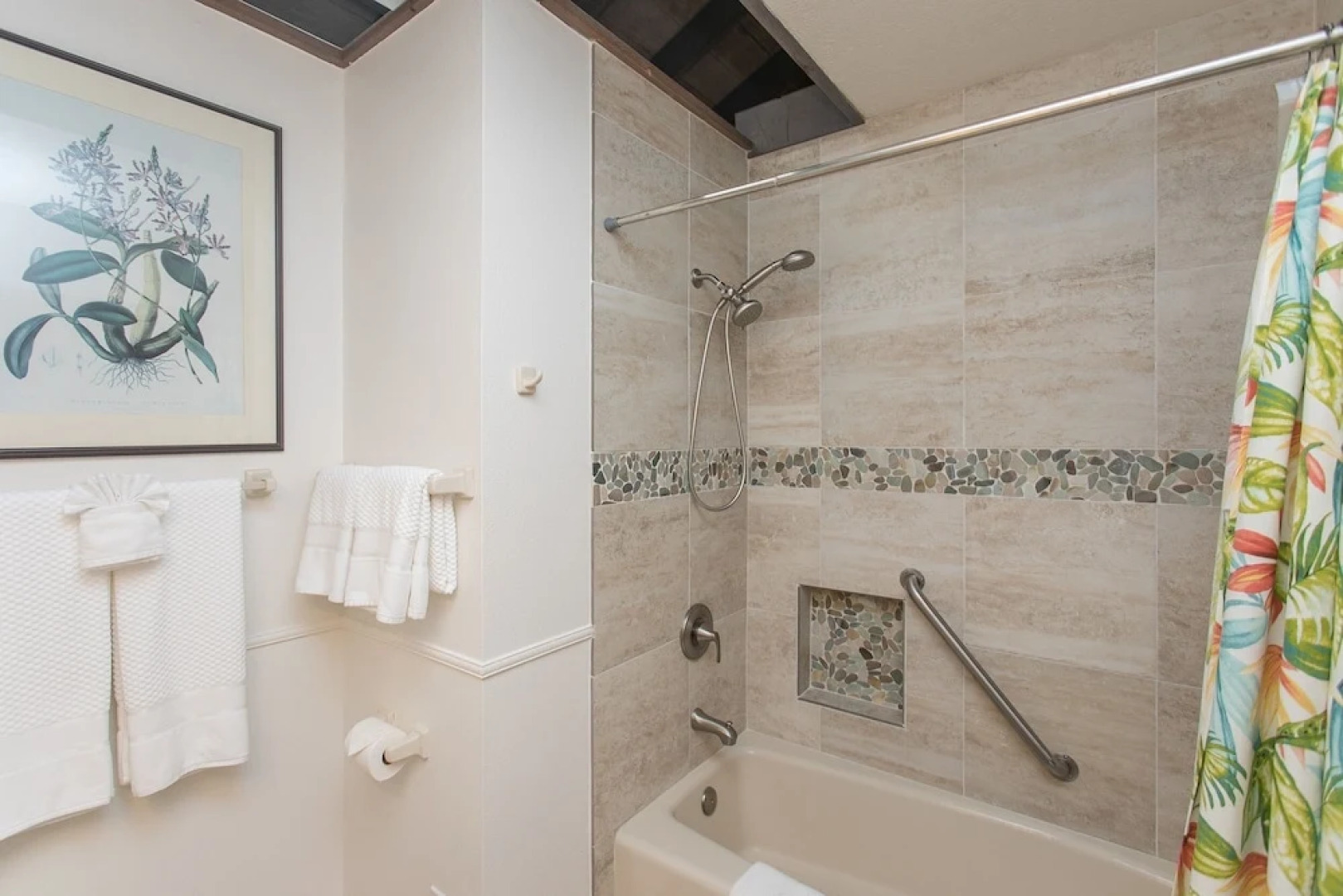 Kaloli Sunrise By The Sea 2 Bedroom Home by Redawning