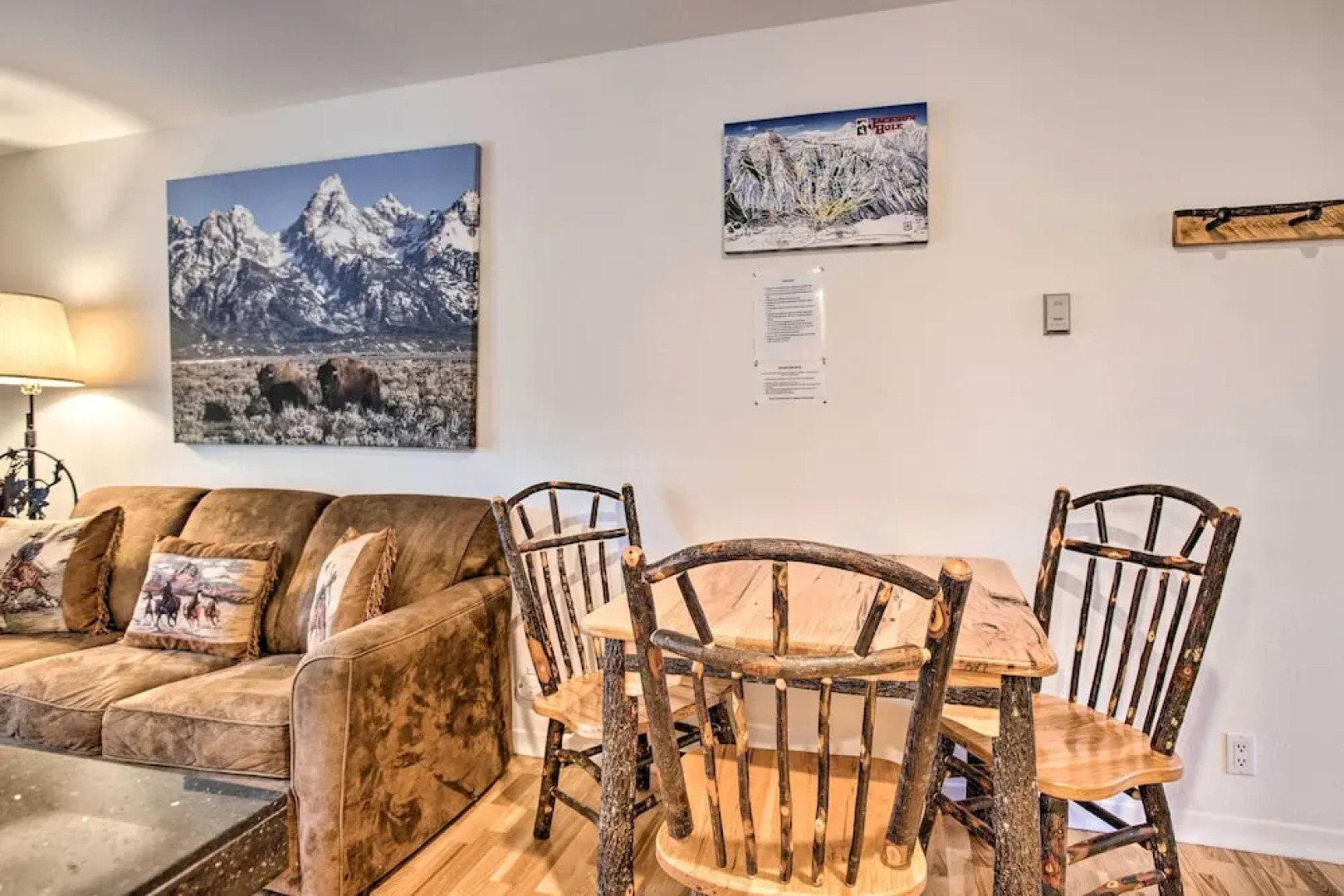 Skier's Dream: Upscale Condo By Teton Village!