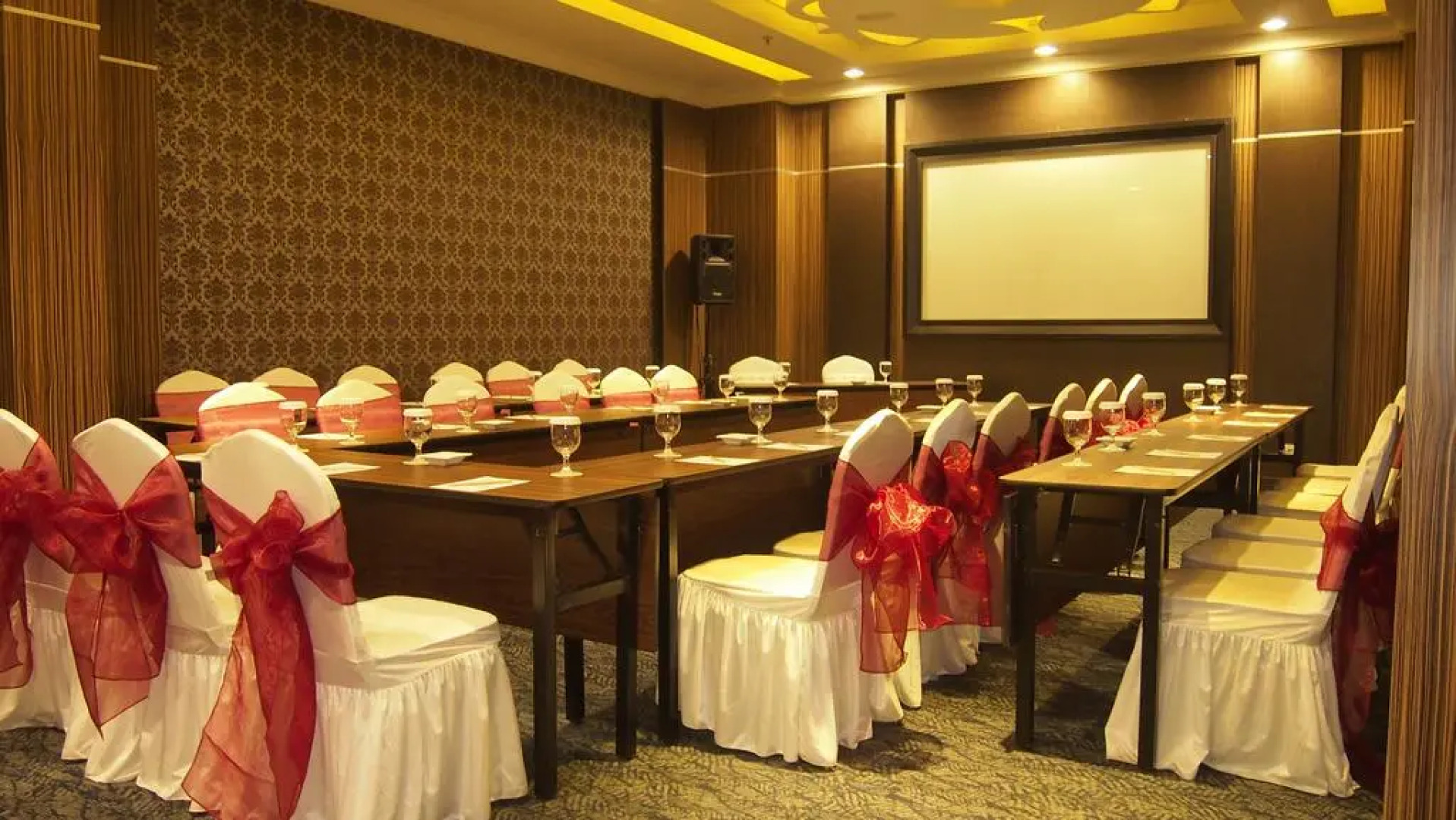 Sapphire Sky Hotel BSD City