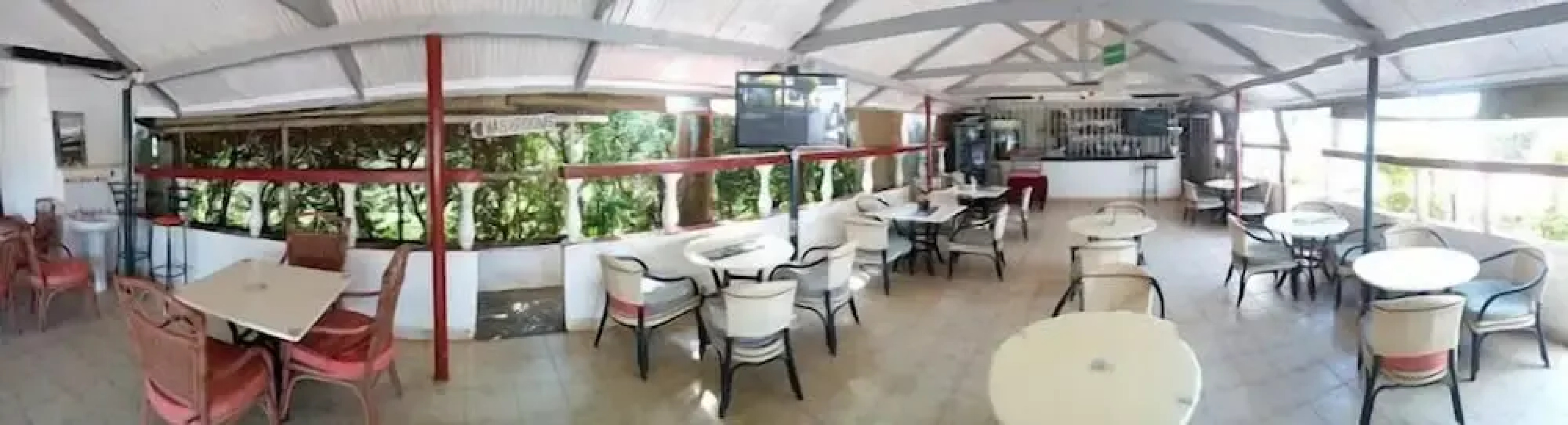 Siaya White Hotel