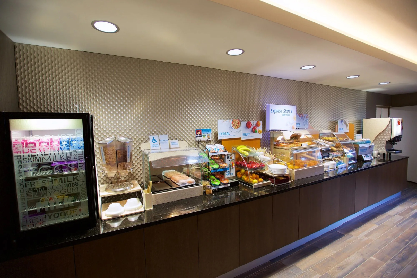 Holiday Inn Express Fargo-West Acres by IHG