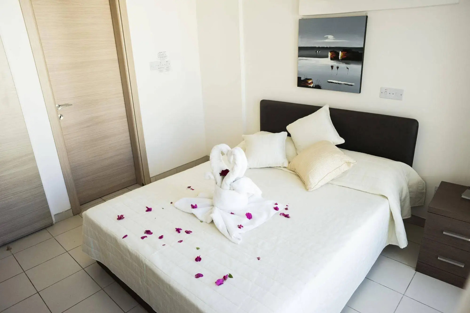 St Nicolas Elegant Residence