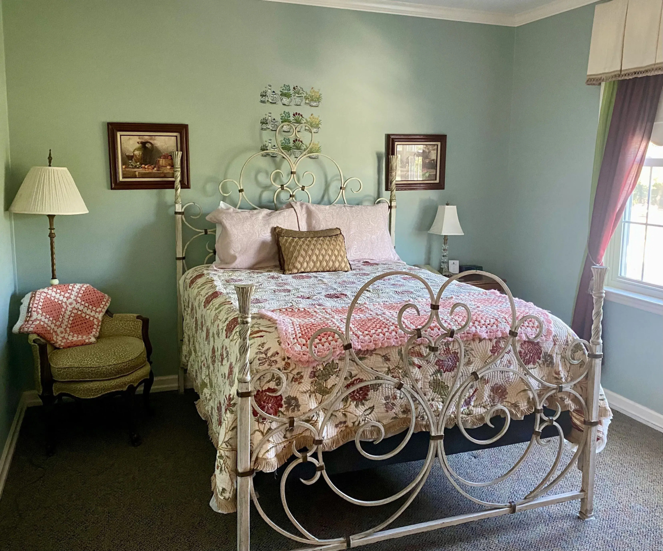 The Cypress Inn Bed & Breakfast