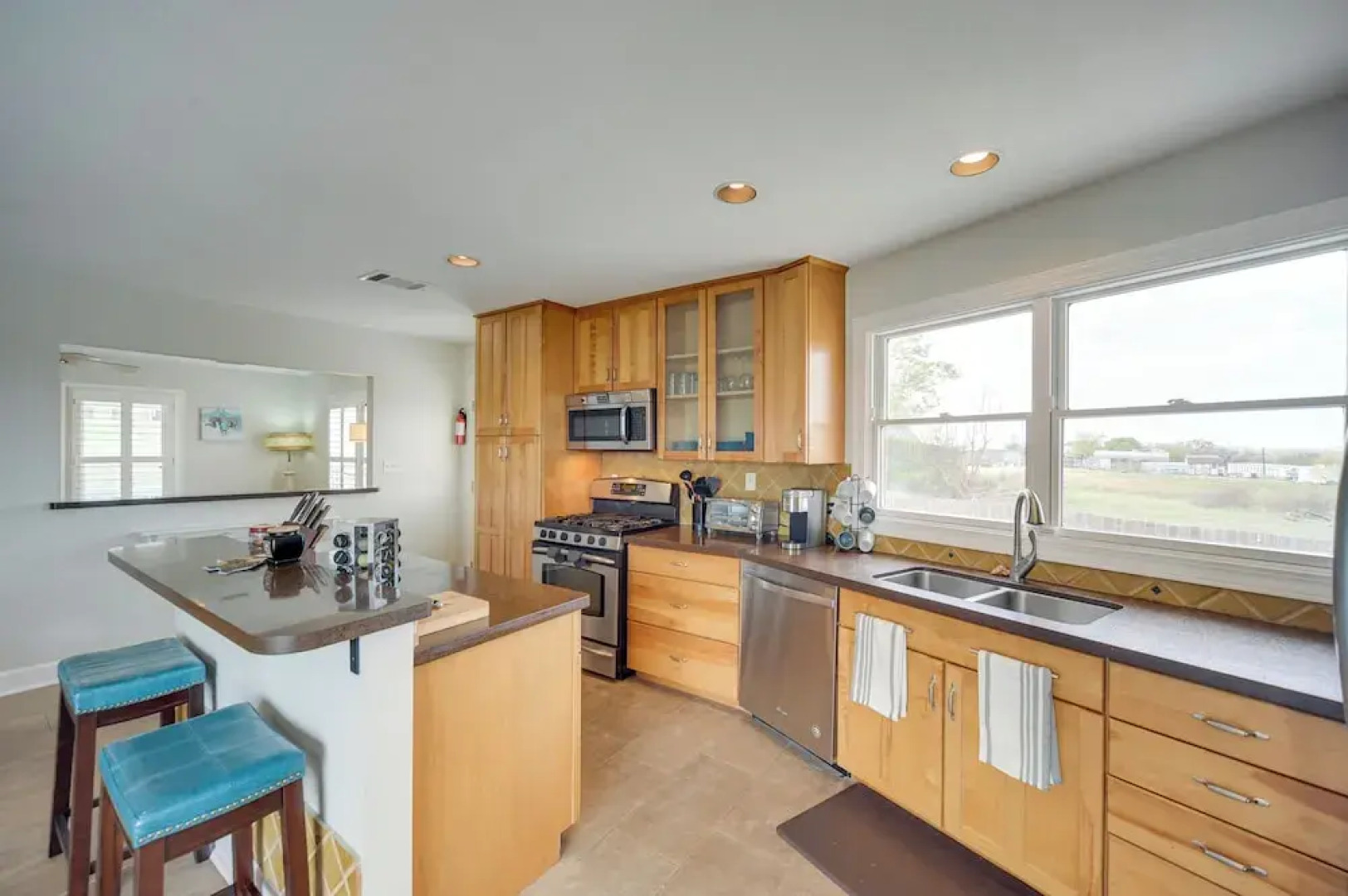 Pet-friendly Texas Retreat w/ Deck & Gas Grill!