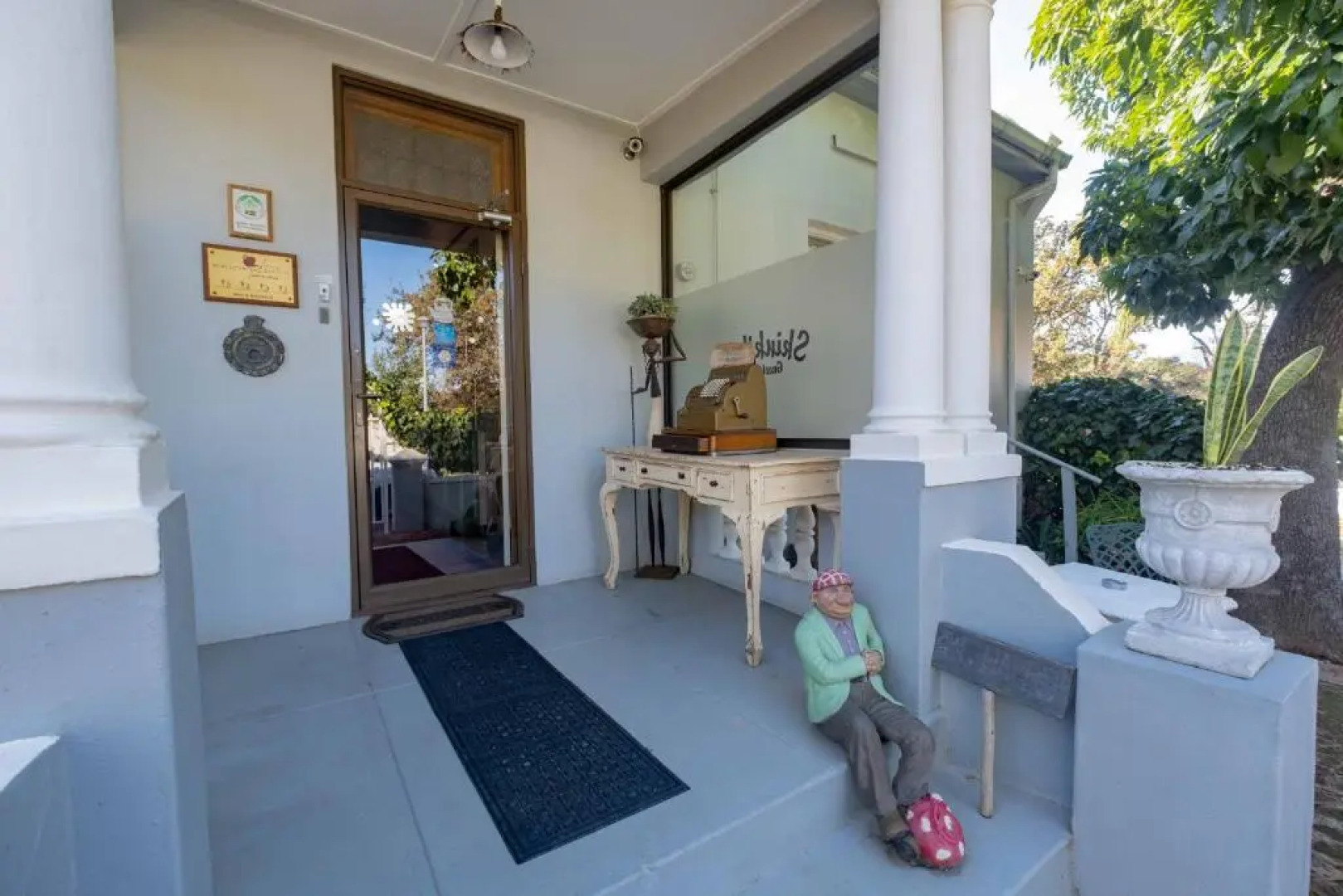 Skinkikofi Guest House