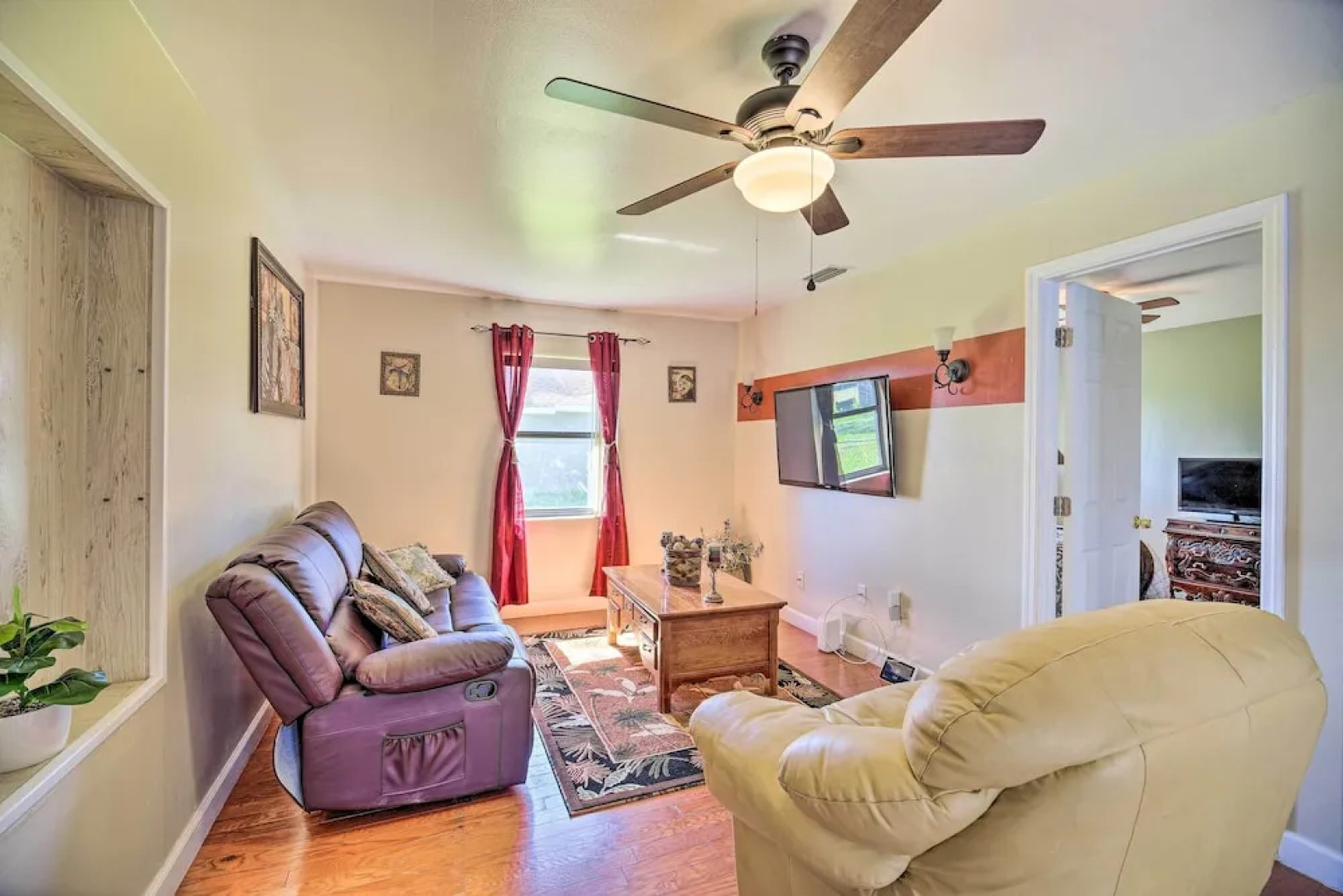 Lanai, Pool & Gas Grill: Sebring Retreat!