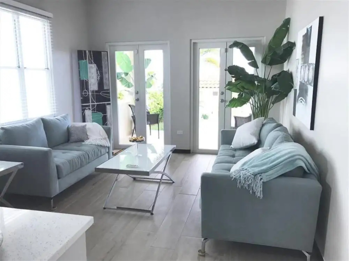 Castle Garden Recently Remodeled Luxury House With Ocean View Generator 51