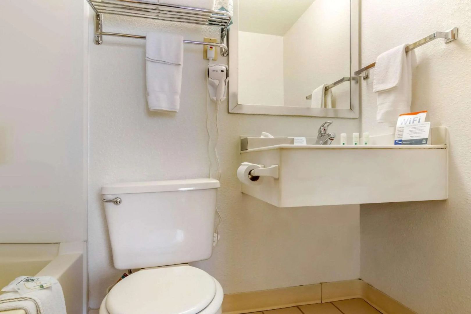 Отель Quality Inn Denver Downtown