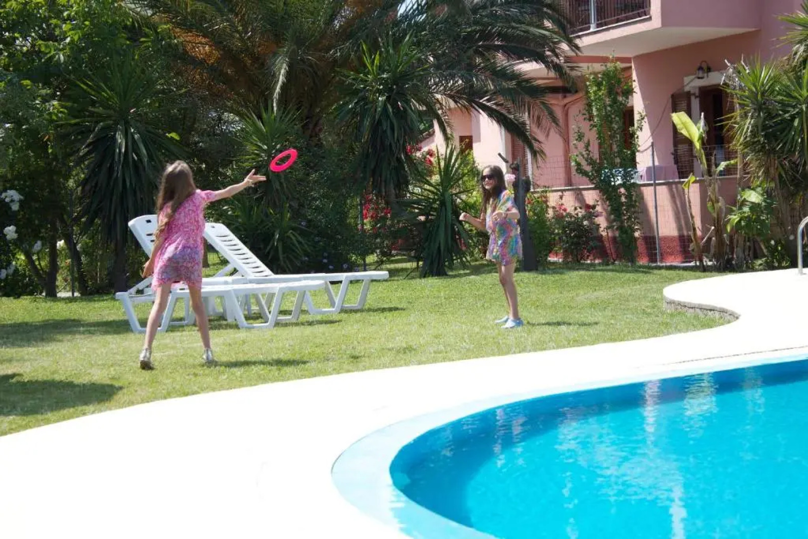 Chrysanthy Apartments