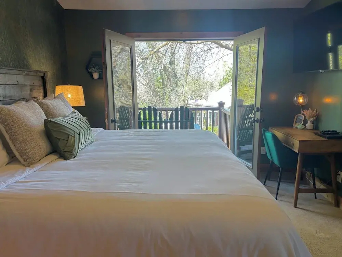 Engen Hus Bed and Breakfast