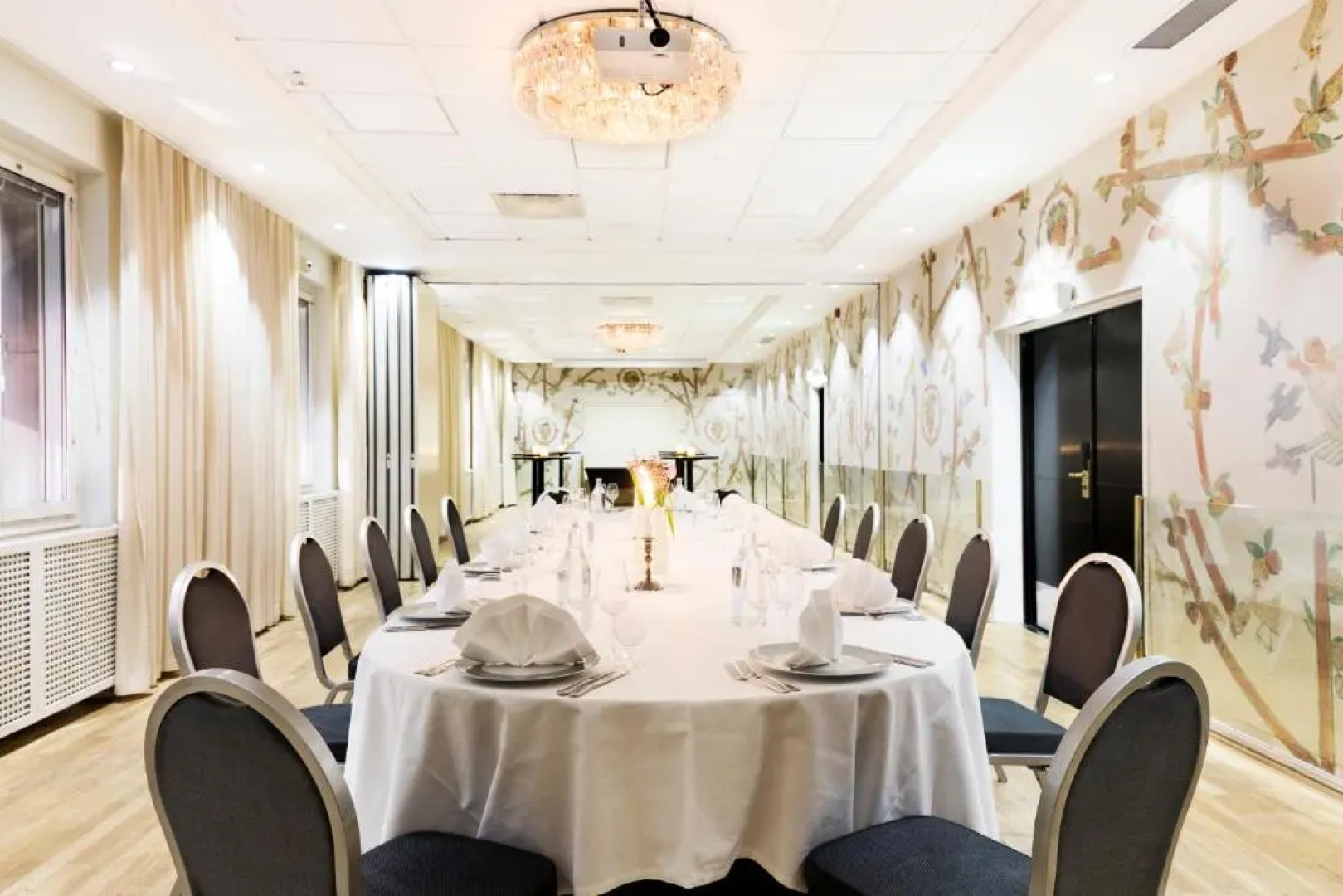 Elite Park Avenue Hotel