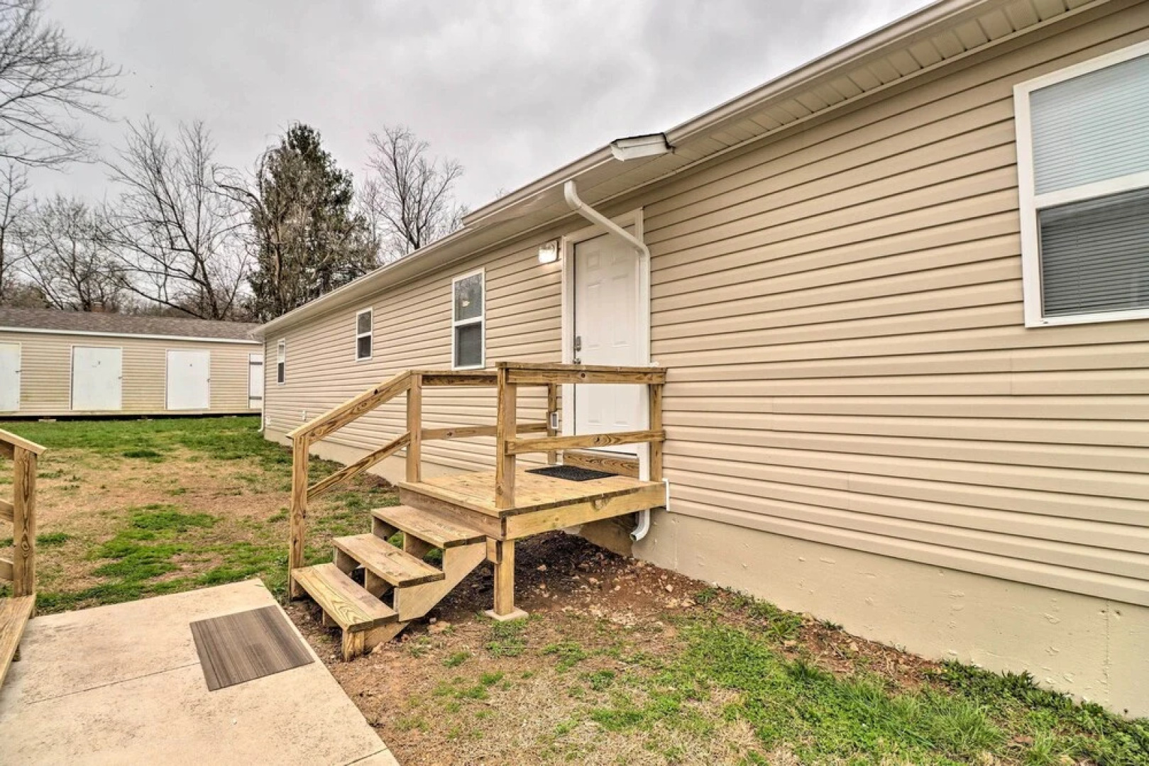 Stylish & Family-friendly West Plains Home!