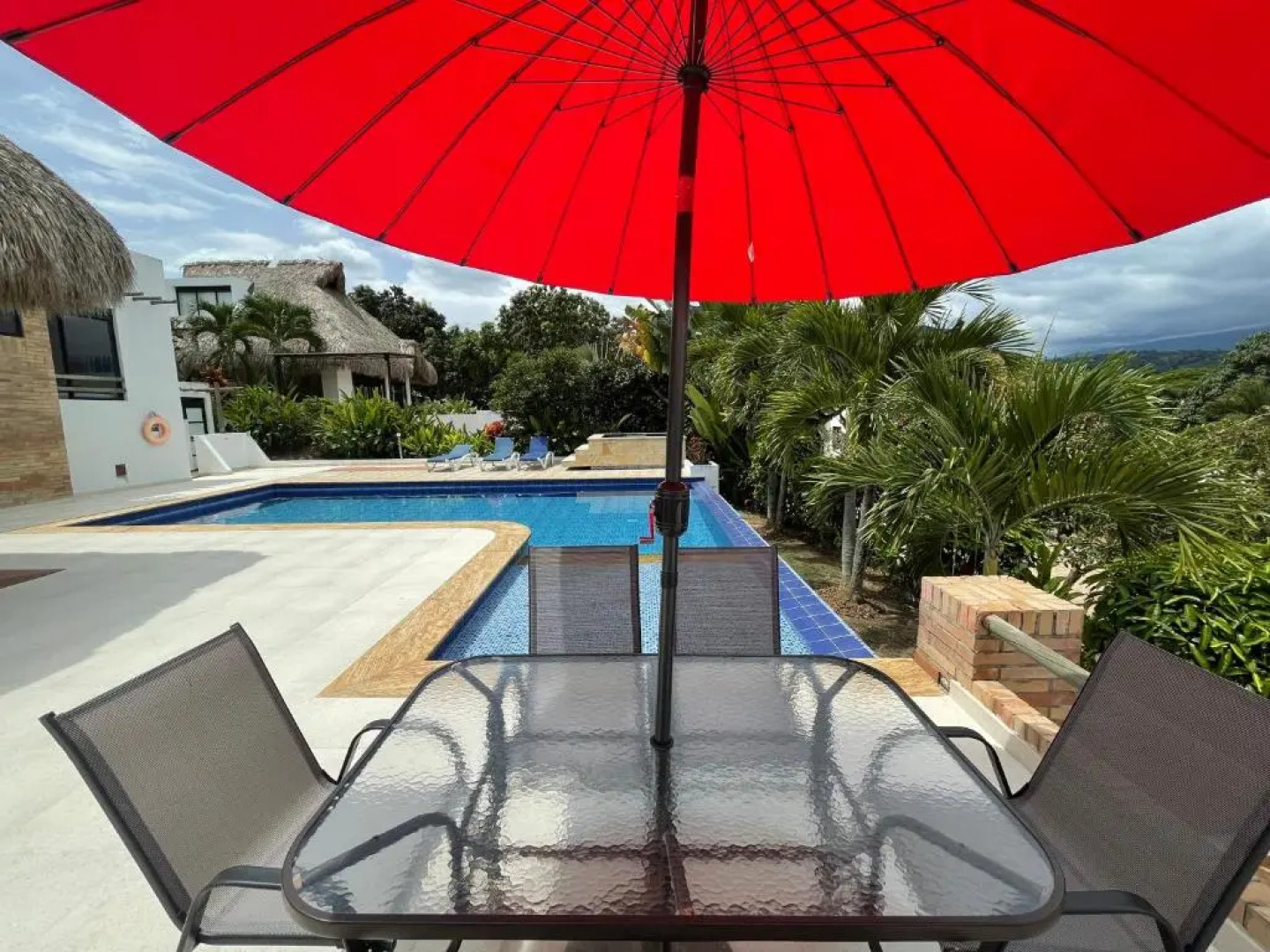 Maravillosa casa en Anapoima con piscina y jacuzzi privados