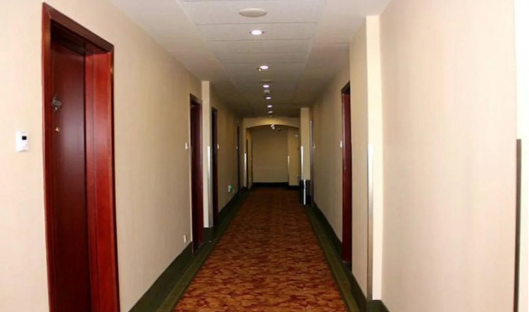 GreenTree Inn HeBei ZhangJiaKou HuaiLai ShaCheng North XinXing Road YongAn Street Express Hotel