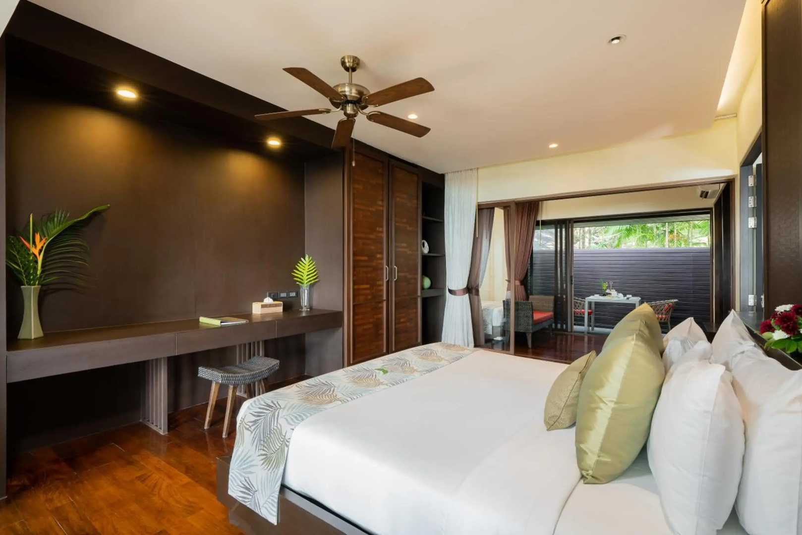 Khaolak Wanaburee Resort