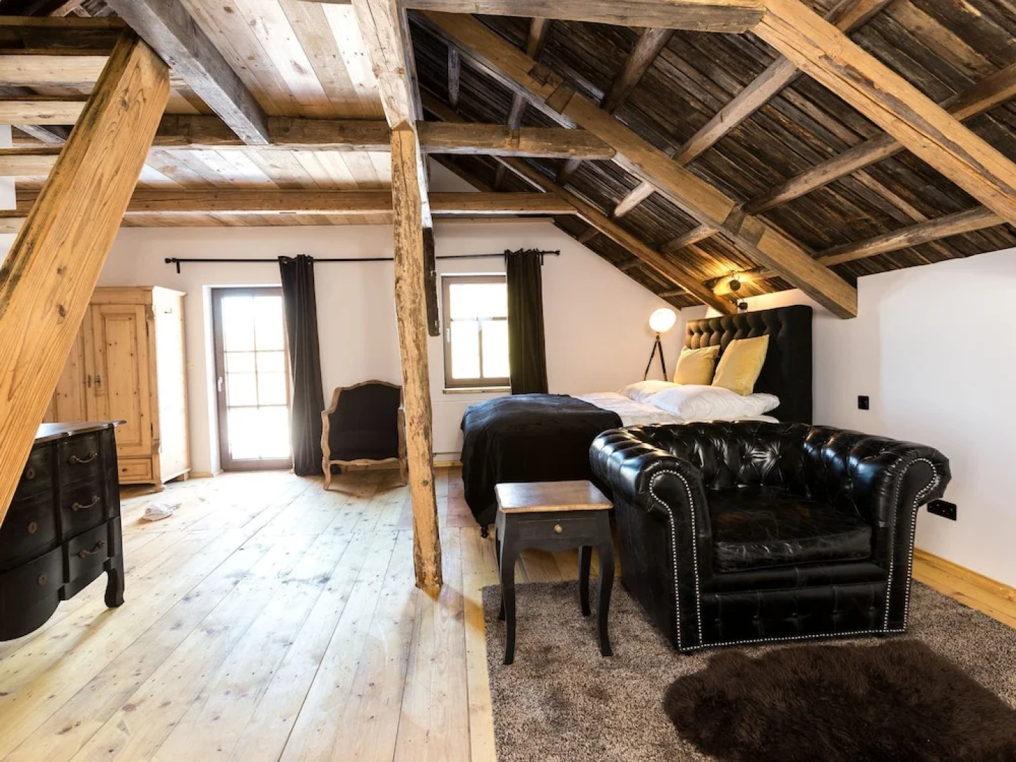 Unique House in the Vogtland Region With Open Architecture and Special Atmosphere