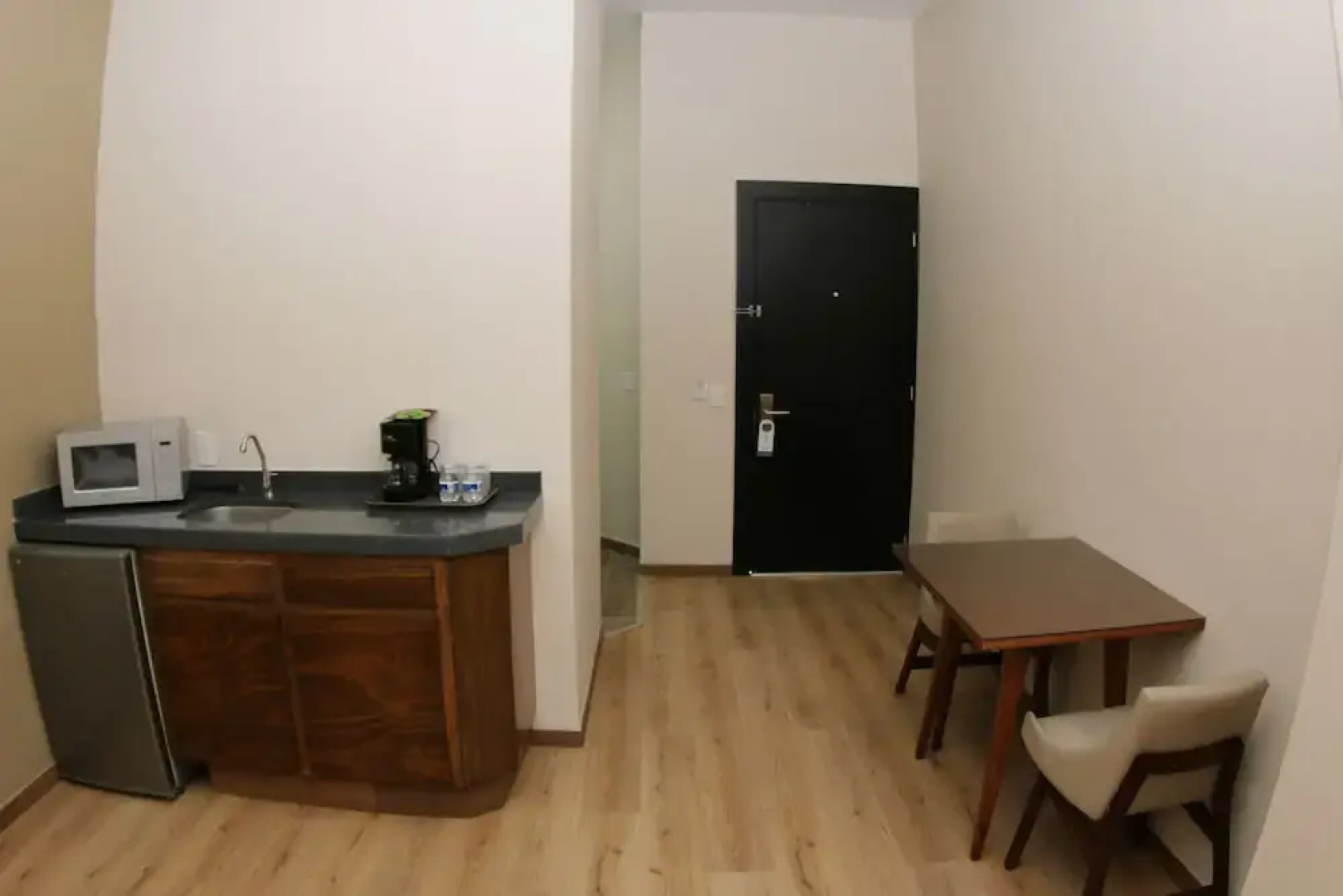 Centriplaza Hotel Suite & Spa