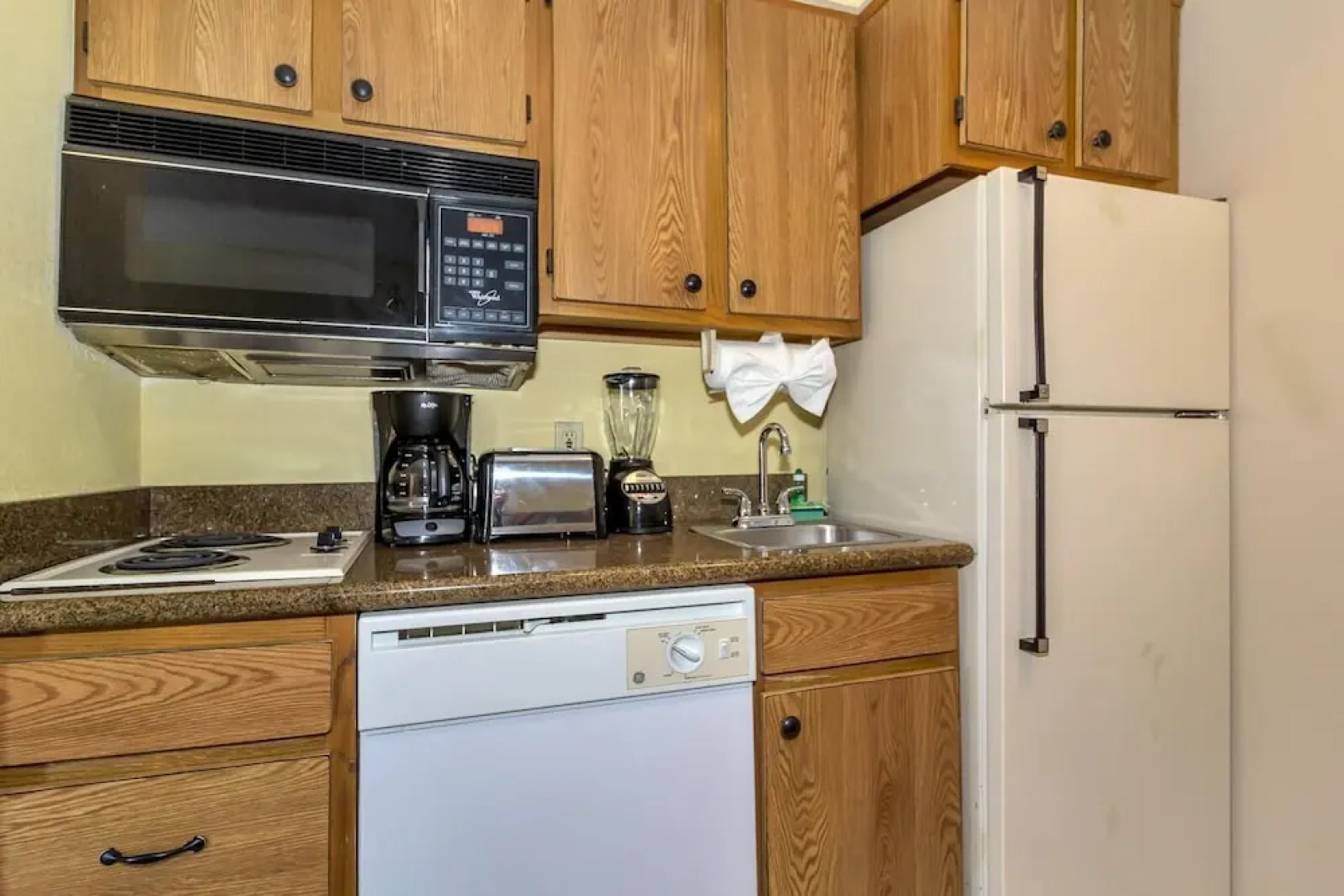 Palm Studio by Orlando Short Term