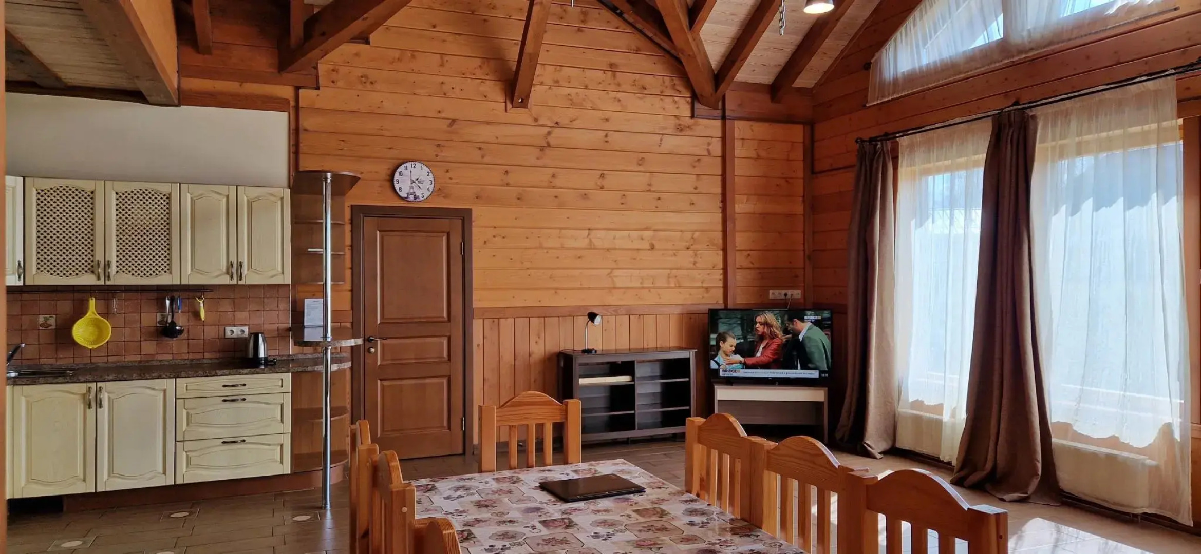 Коттедж А4 на базе отдыха Новинки Парк