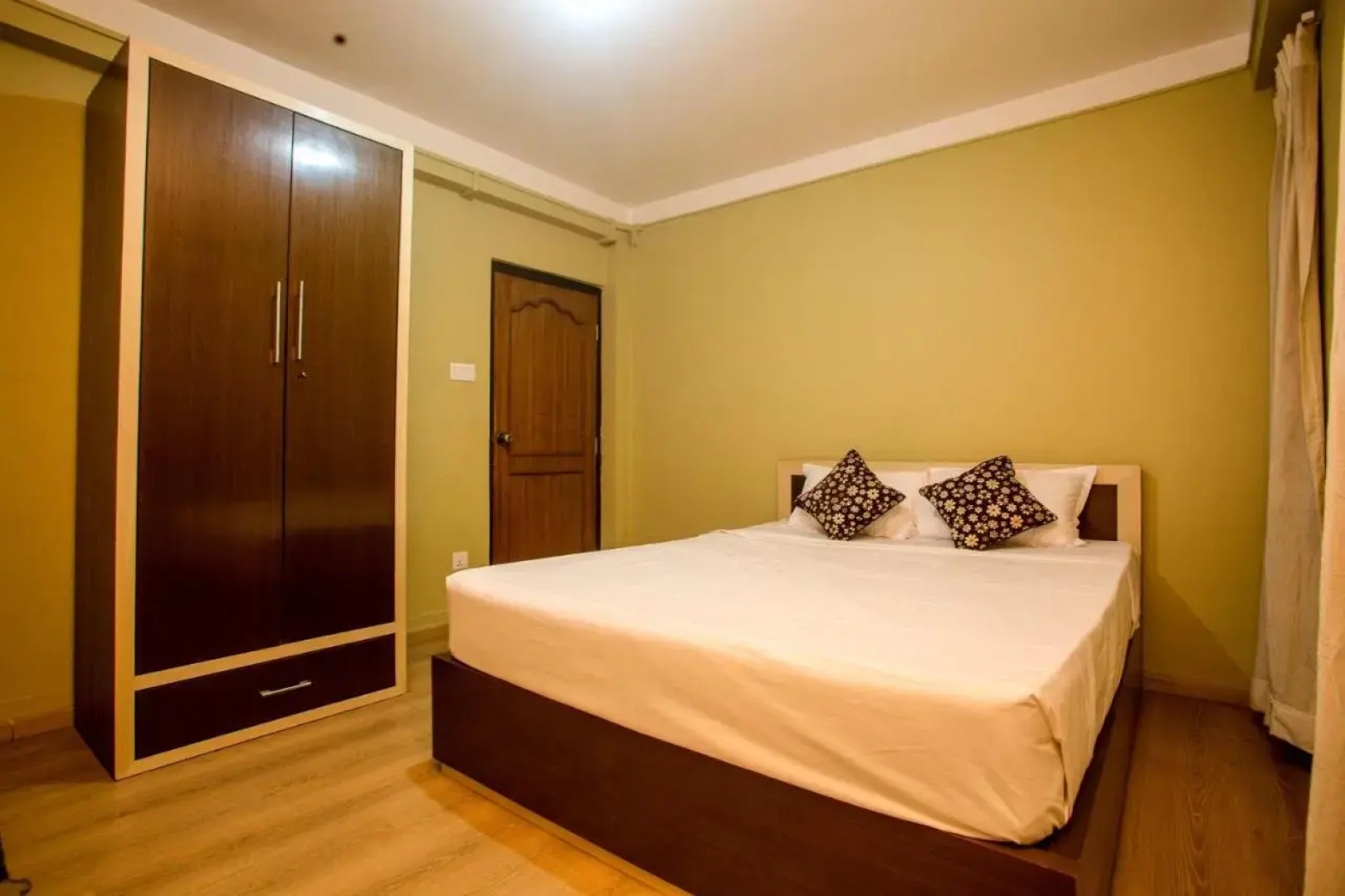 Nag Pukhu Guest House