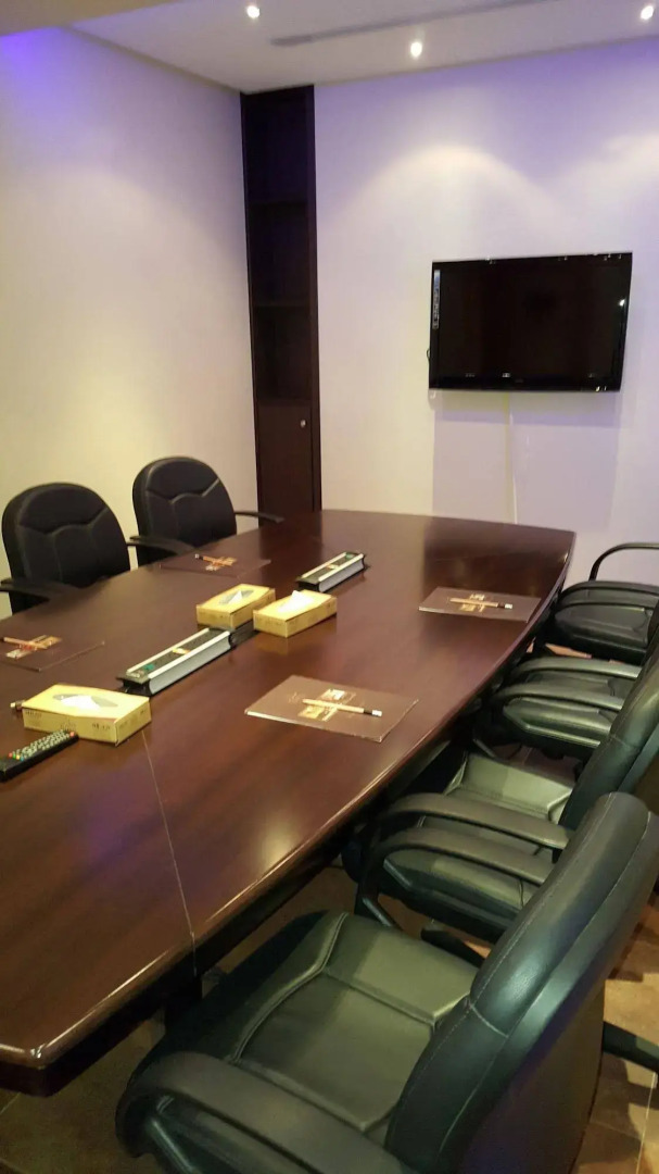 Milan Deluxe Suites Hotel