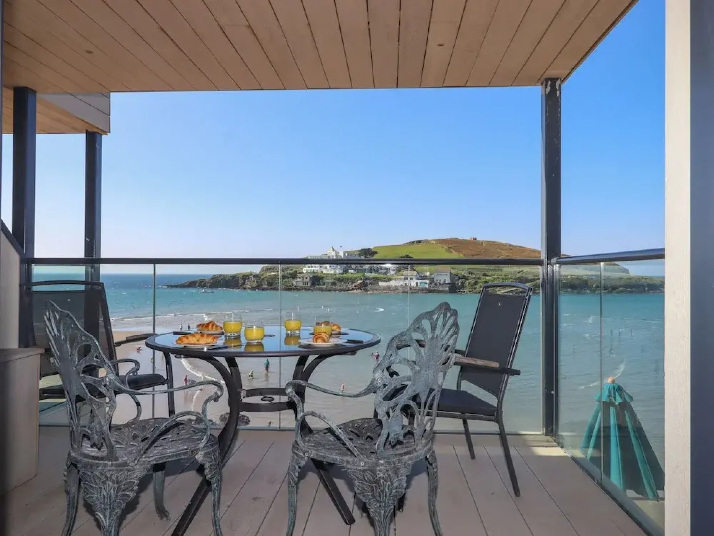 14 Burgh Island Causeway