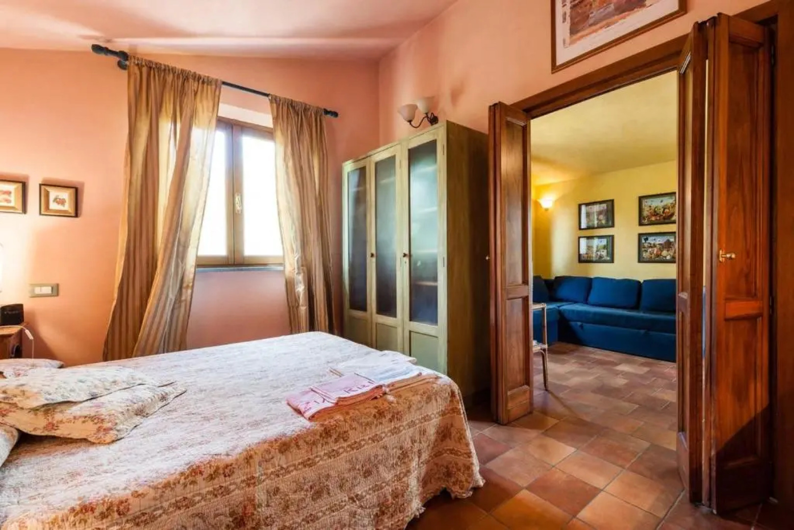 One bedroom villa with shared pool enclosed garden and wifi at Pisa