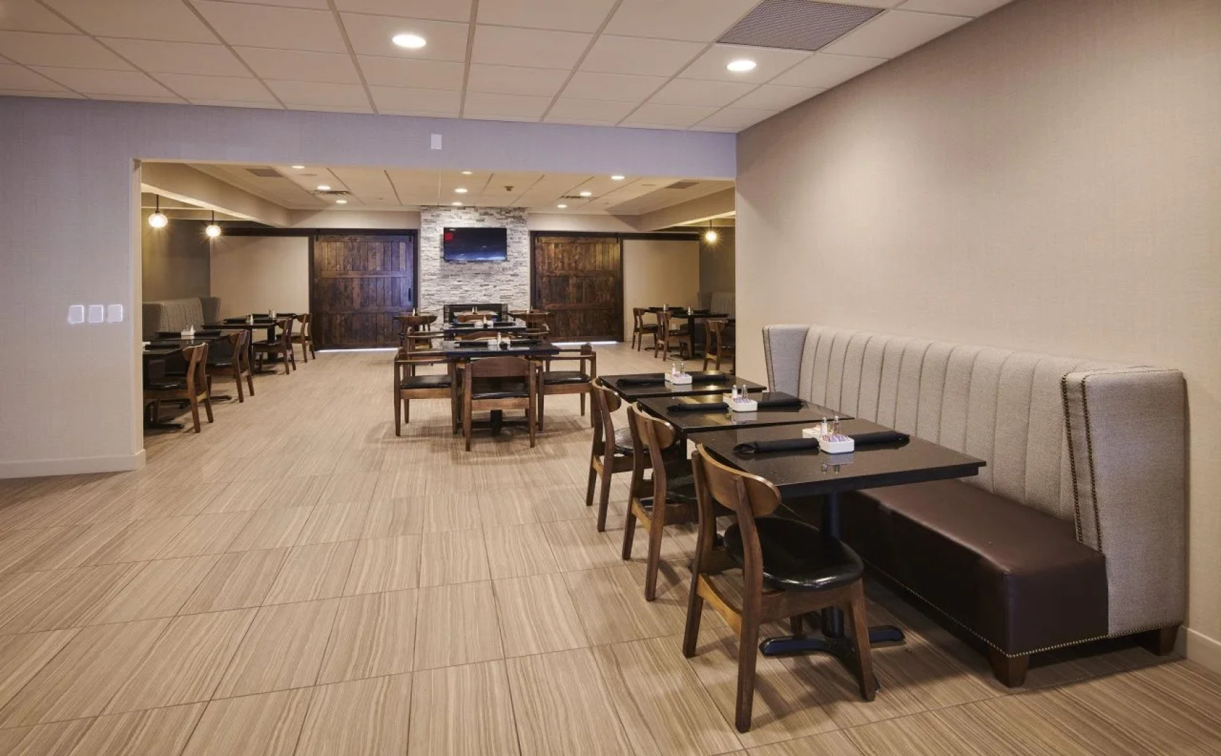 Four Points by Sheraton Cleveland-Eastlake