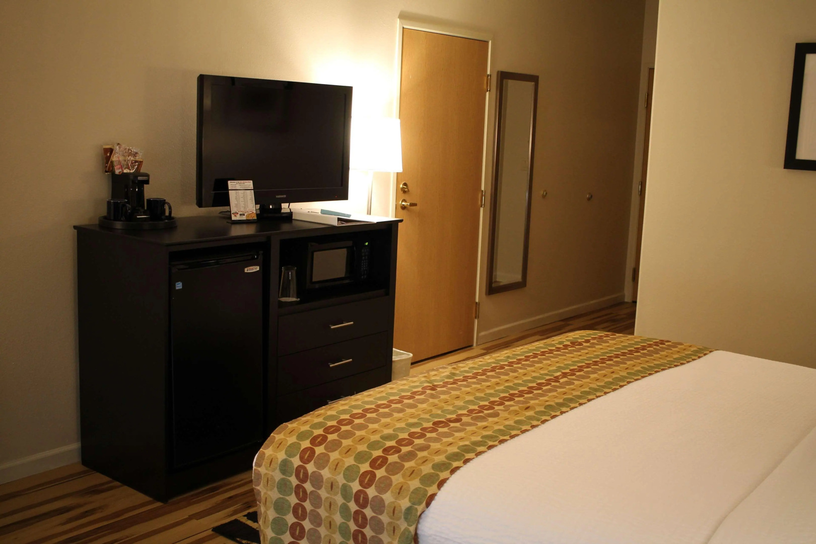 Best Western Plus Des Moines West Inn & Suites