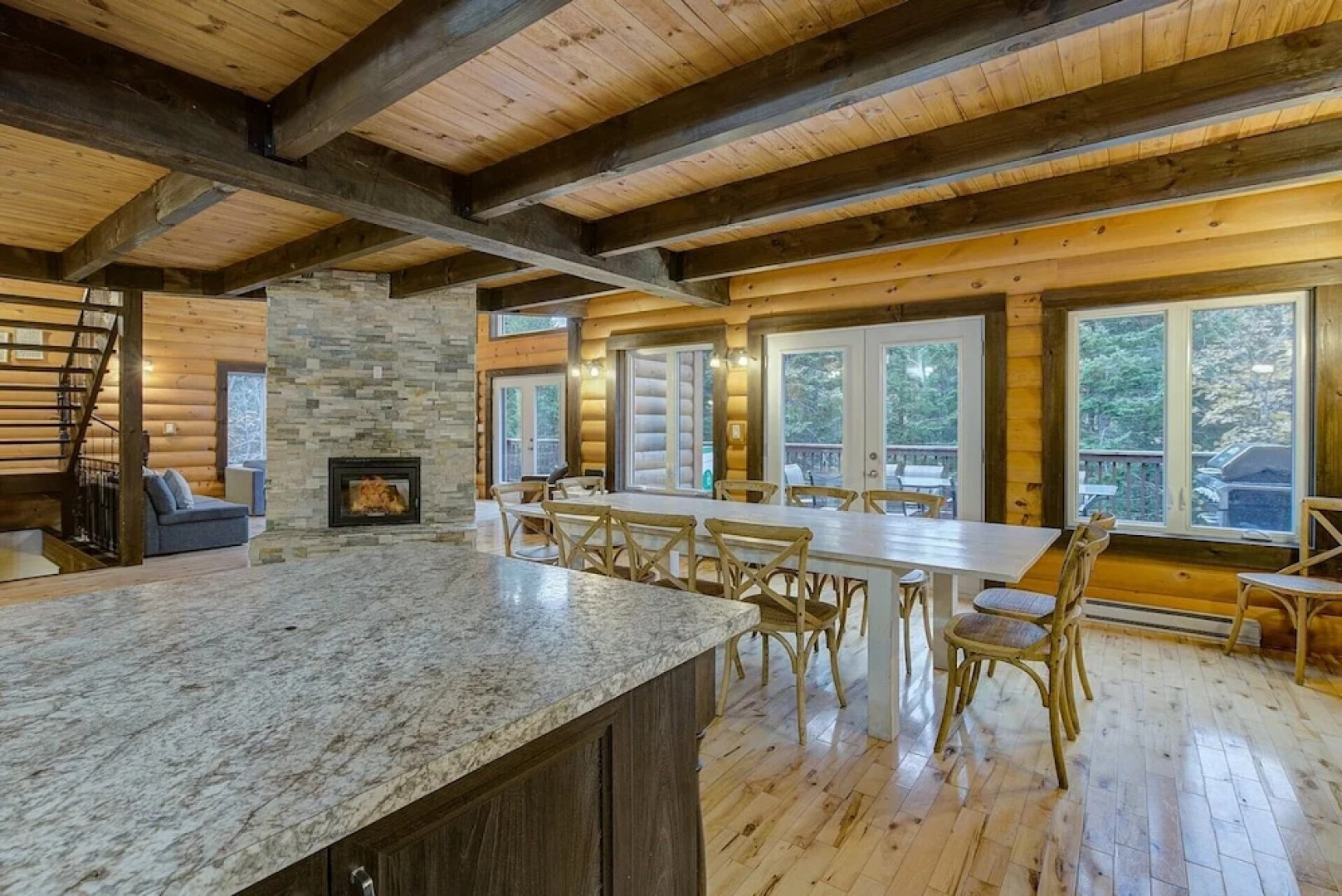 Chalet supérieur Le Mont-calm