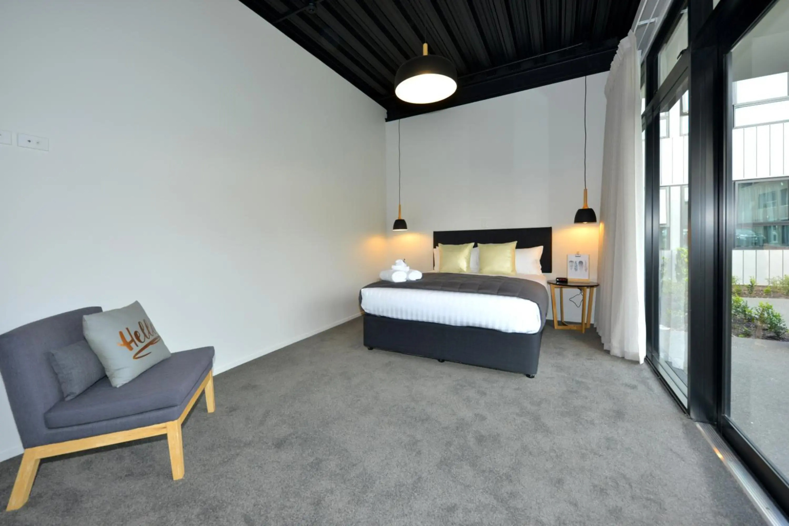 Southwark Hotel & Apartments