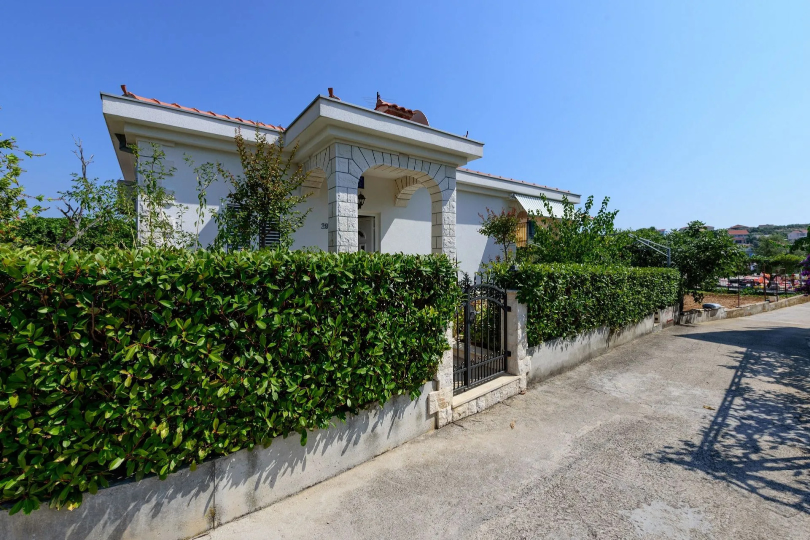 Holiday house VesnaD - 25 m from beach: Seget Vranjica, Riviera Trogir