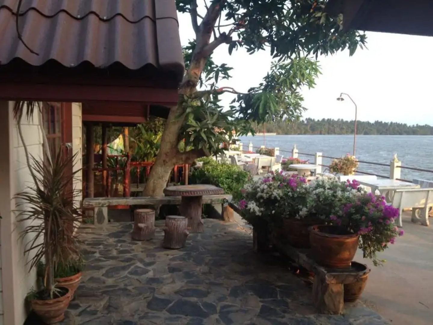 Kruamaeurai Homestay