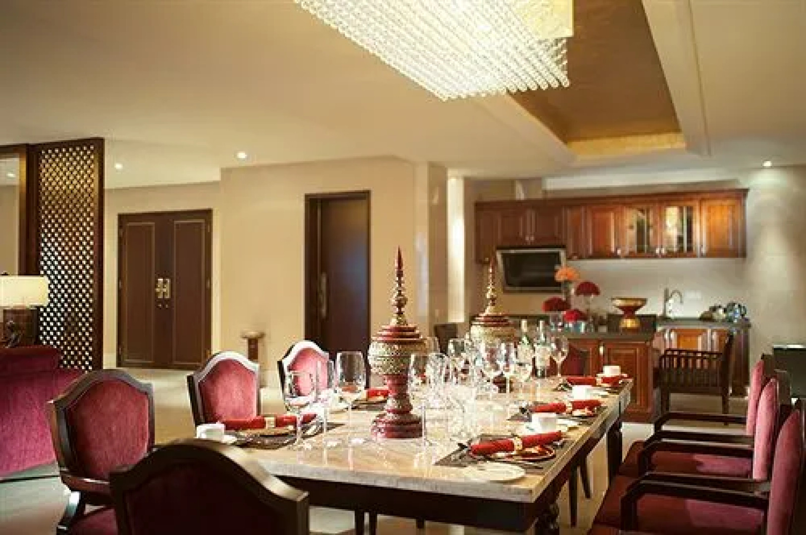 Regal Poly Guiyang Hotel