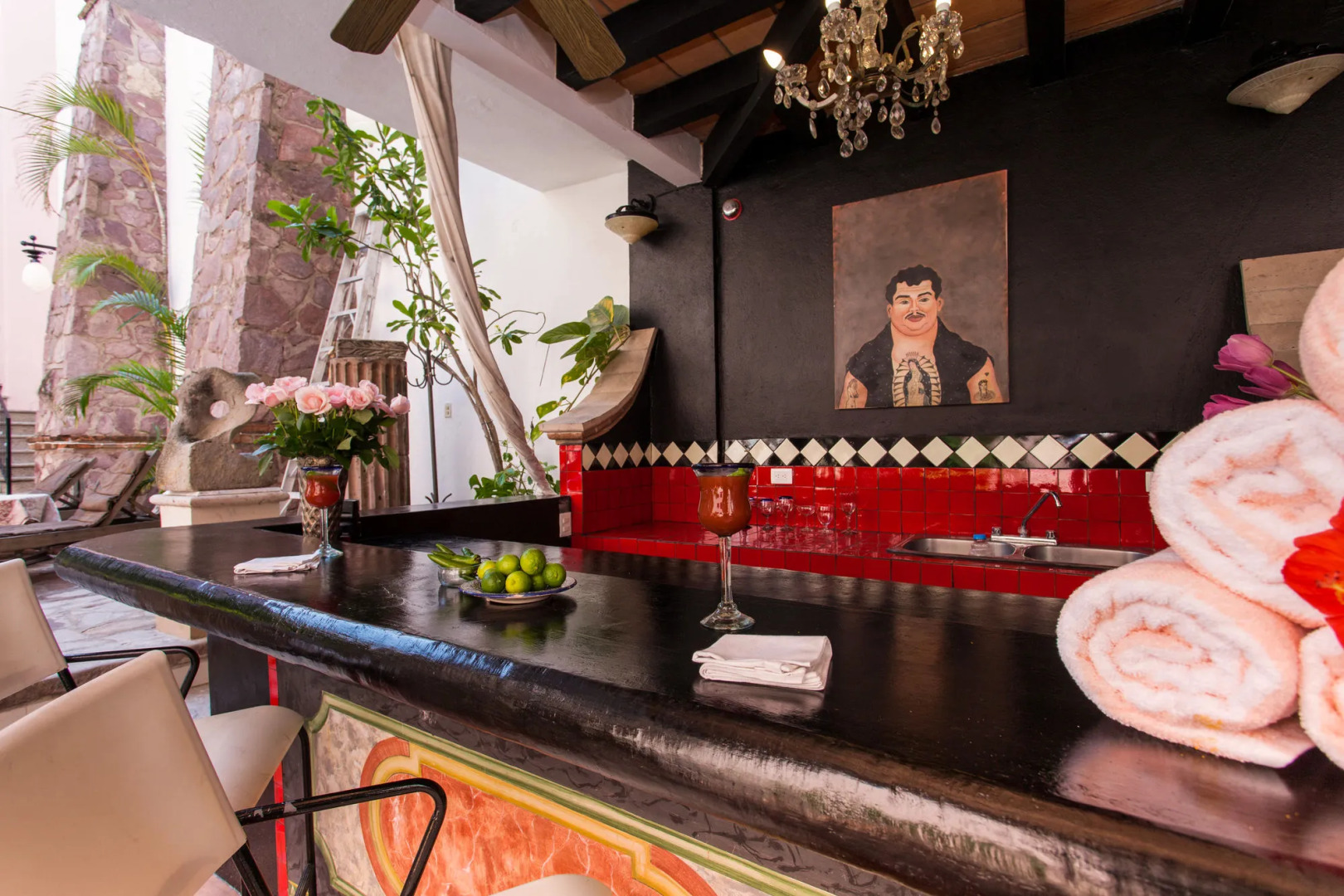 Garlands del Rio Riverside Boutique Hotel