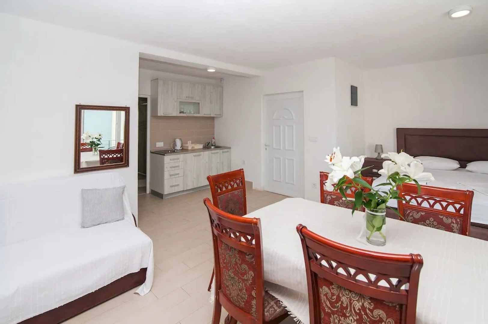 Open Sea Luxury Apartments