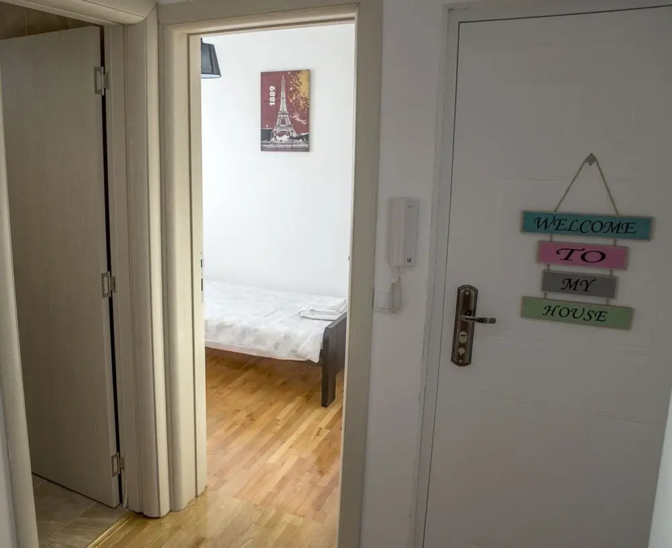 Airport Belgrade R Apartments Hotel