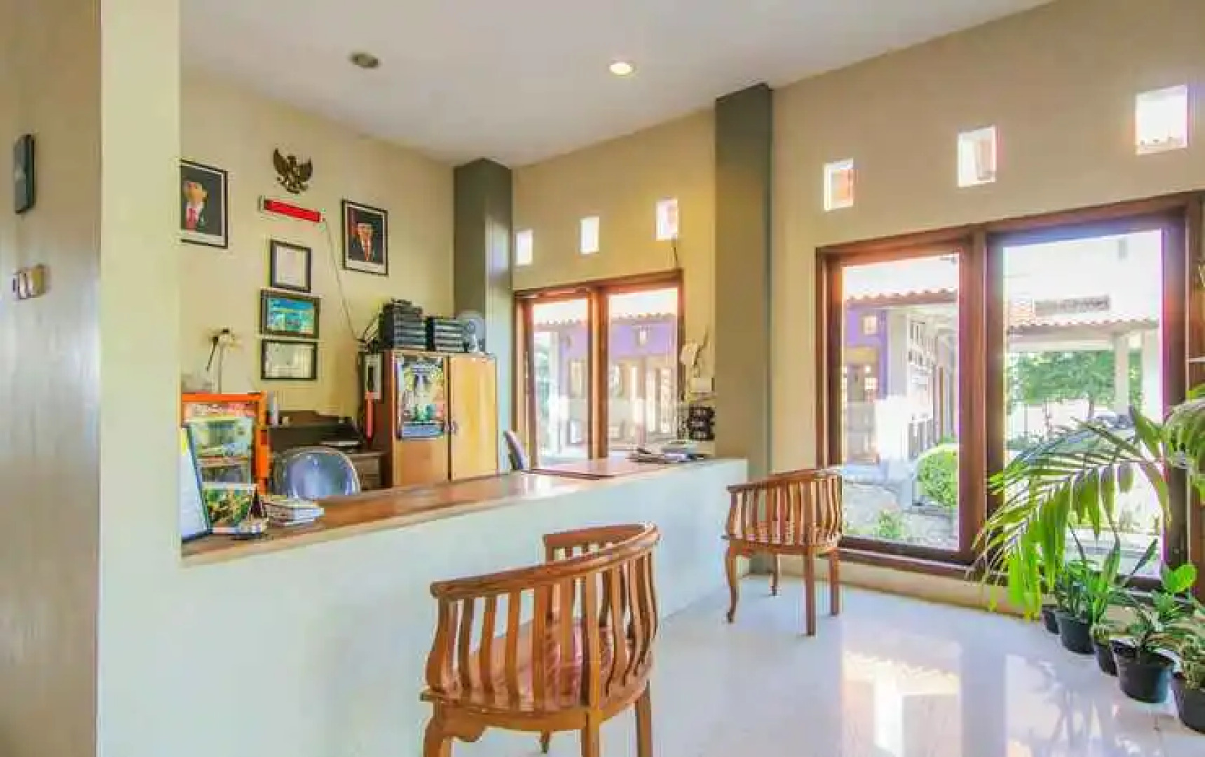 Baru Dua Beach Hotel and Restaurant