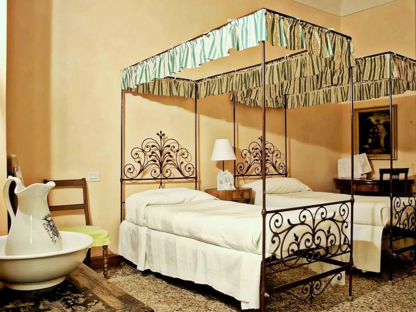 Belvilla by OYO Apartment in Castle With Garden