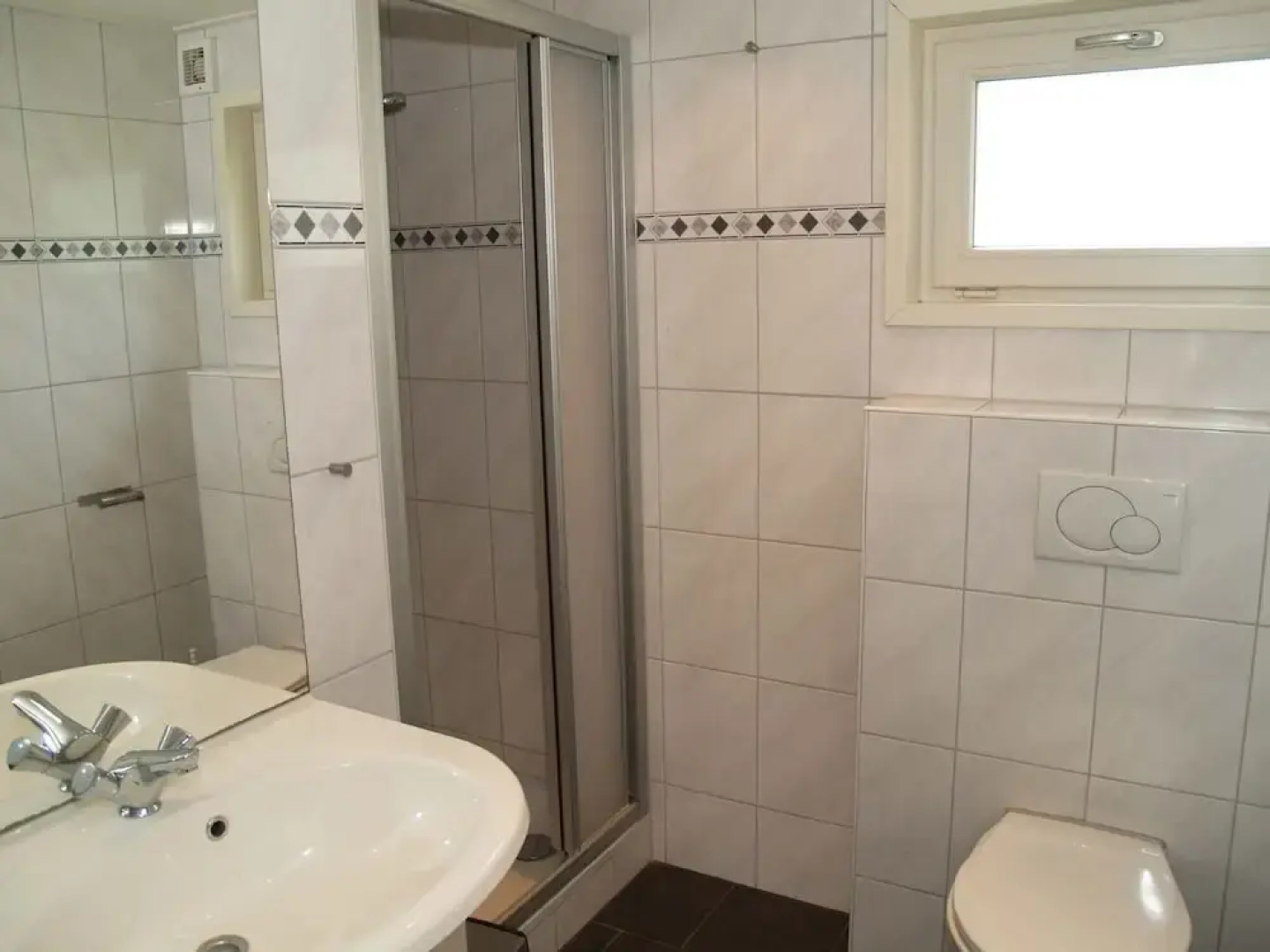 Well-kept Chalet Near the Biesbosch