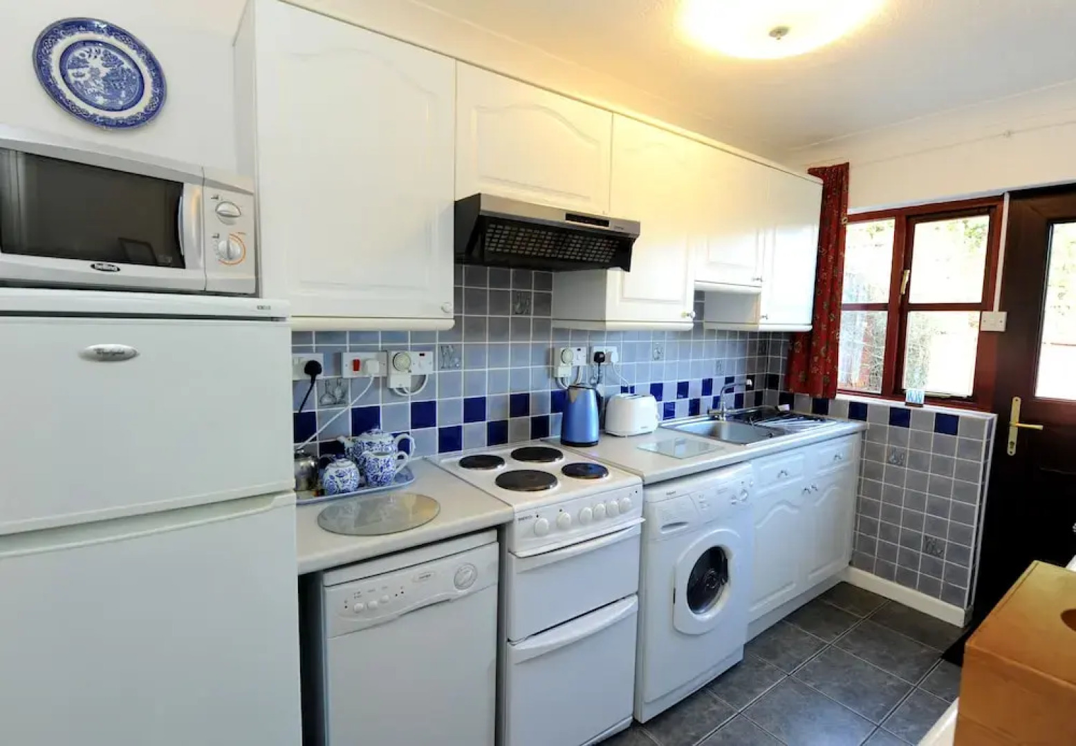 Cosy 1-bed Cottage w/ Hot Tub