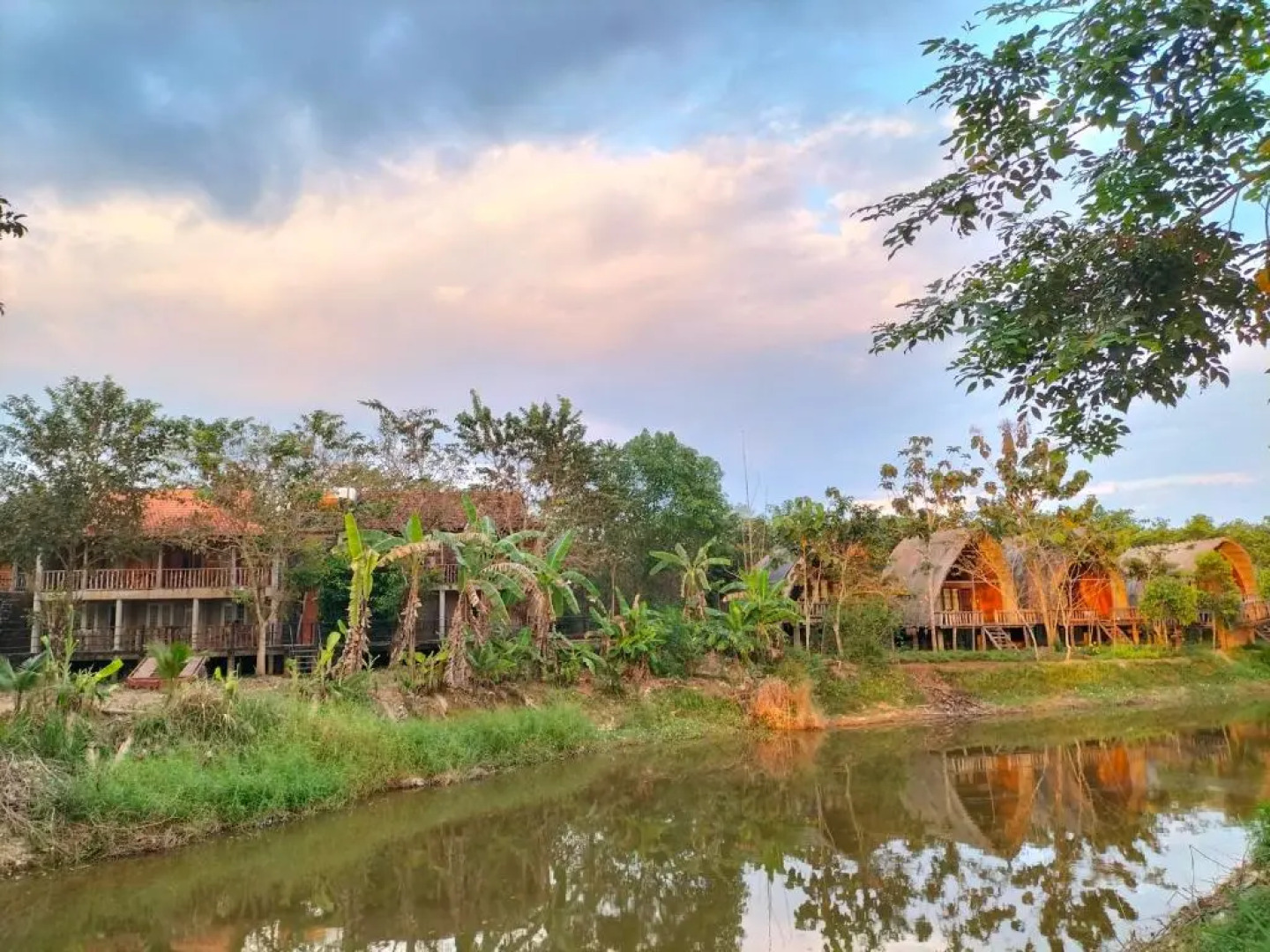 Rice straw Green lodge- resort