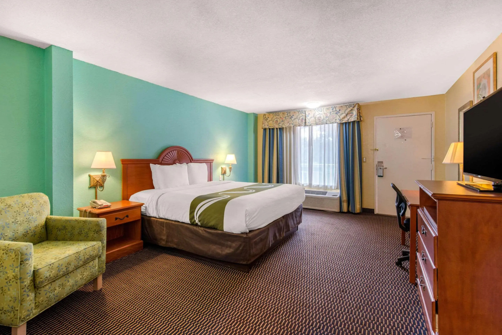 Quality Inn Sarasota North Near Lido Key Beach
