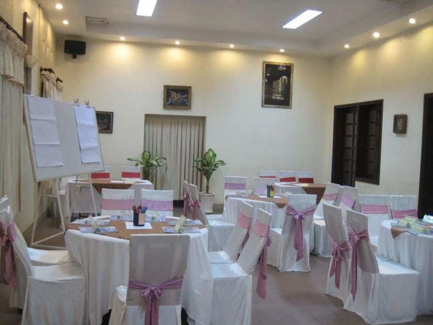 Hoa Binh 2 Hotel