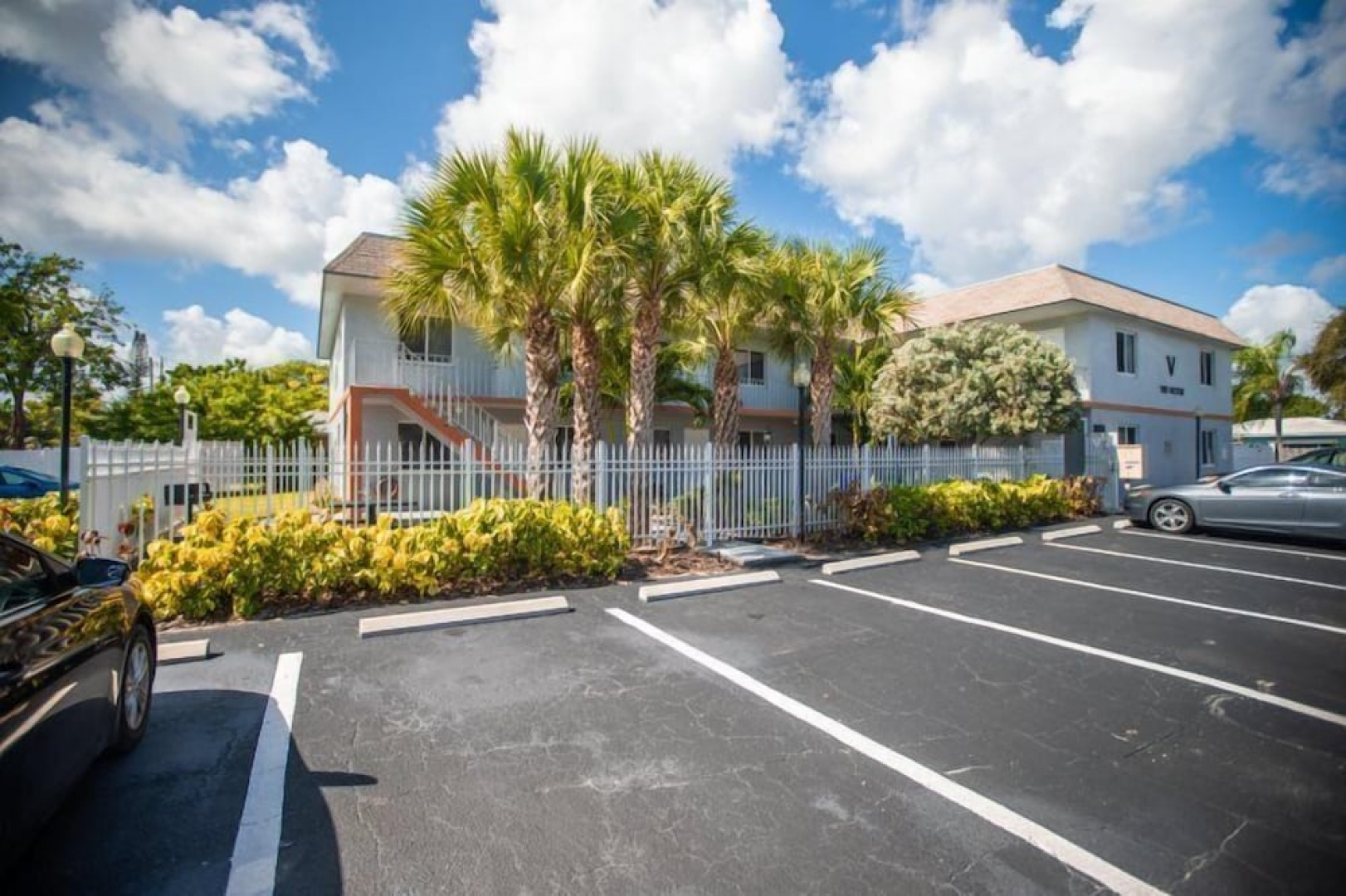 Brief Homes - Oakland Park Victor 2 Bedroom #6