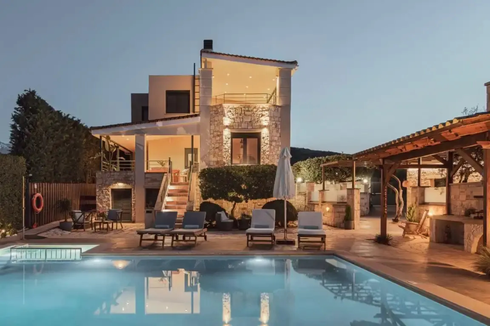 Antonia Luxury Villas