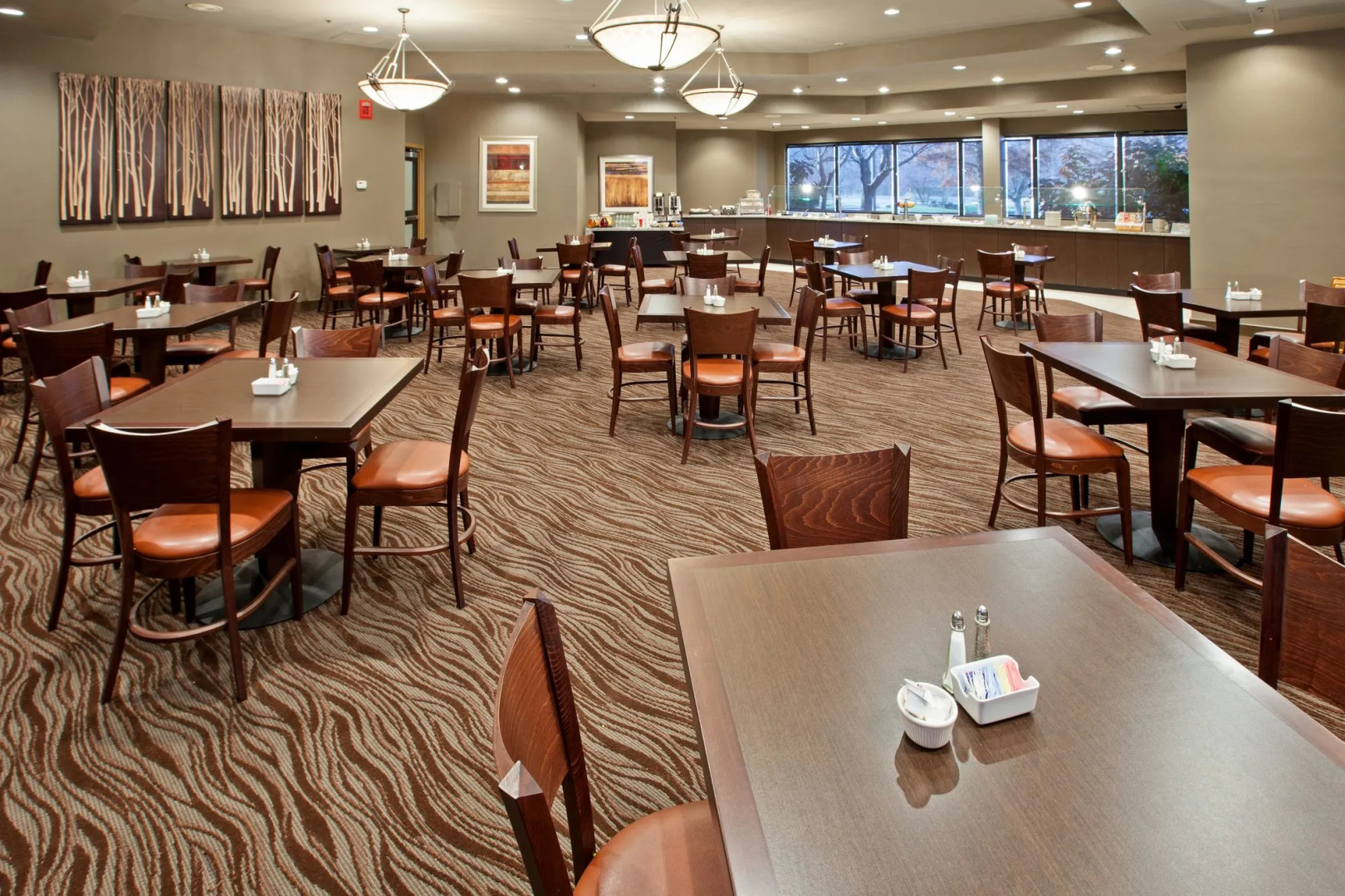 Holiday Inn Evansville Airport